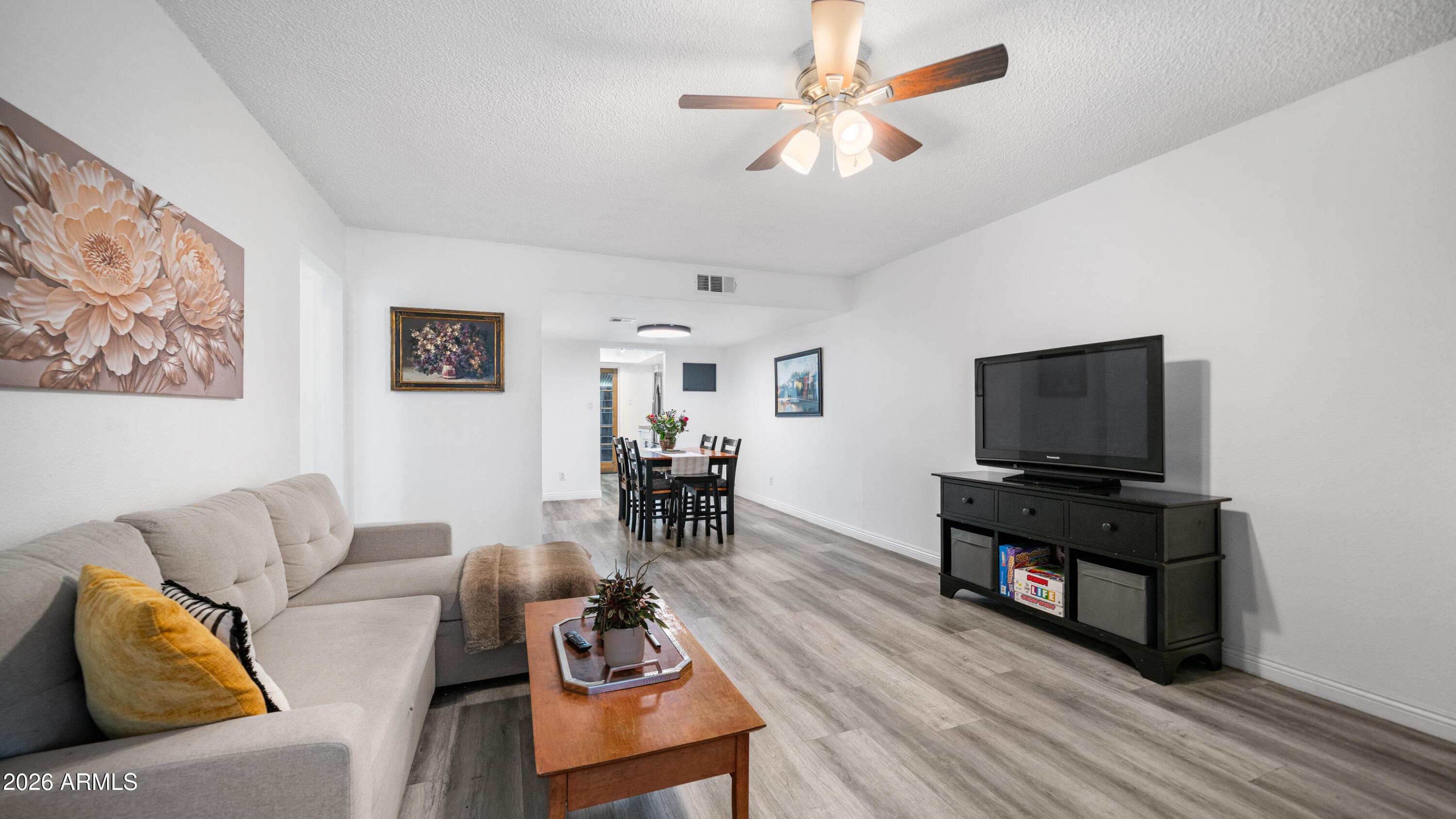 1927 E HAMPTON AVE - Photo 3
