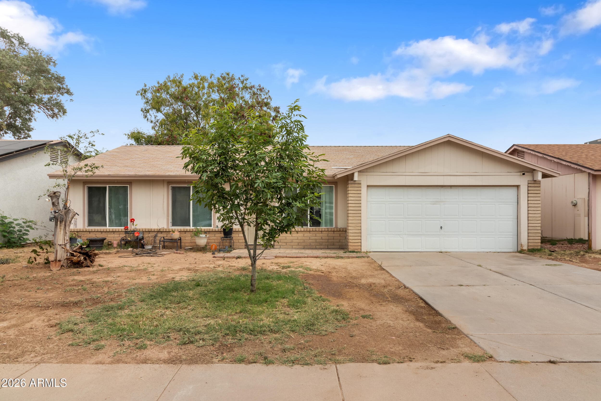 7130 W Flower St — photo 1