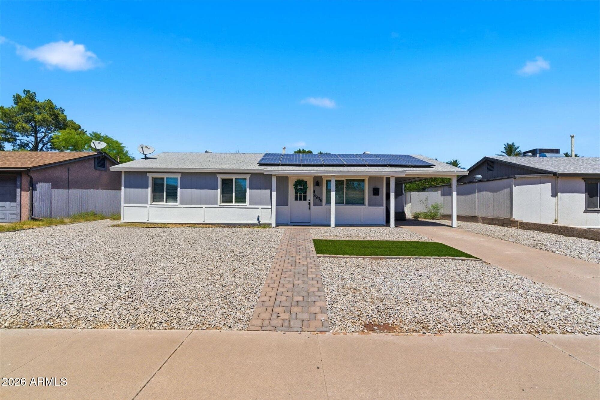 3936 E Eugie Ave — photo 2