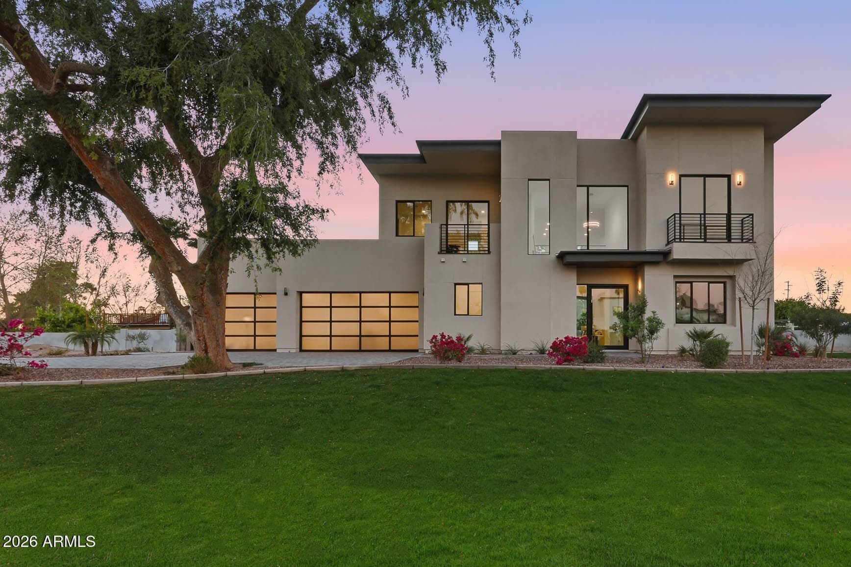 100 W Northern Ave 15 — photo 1