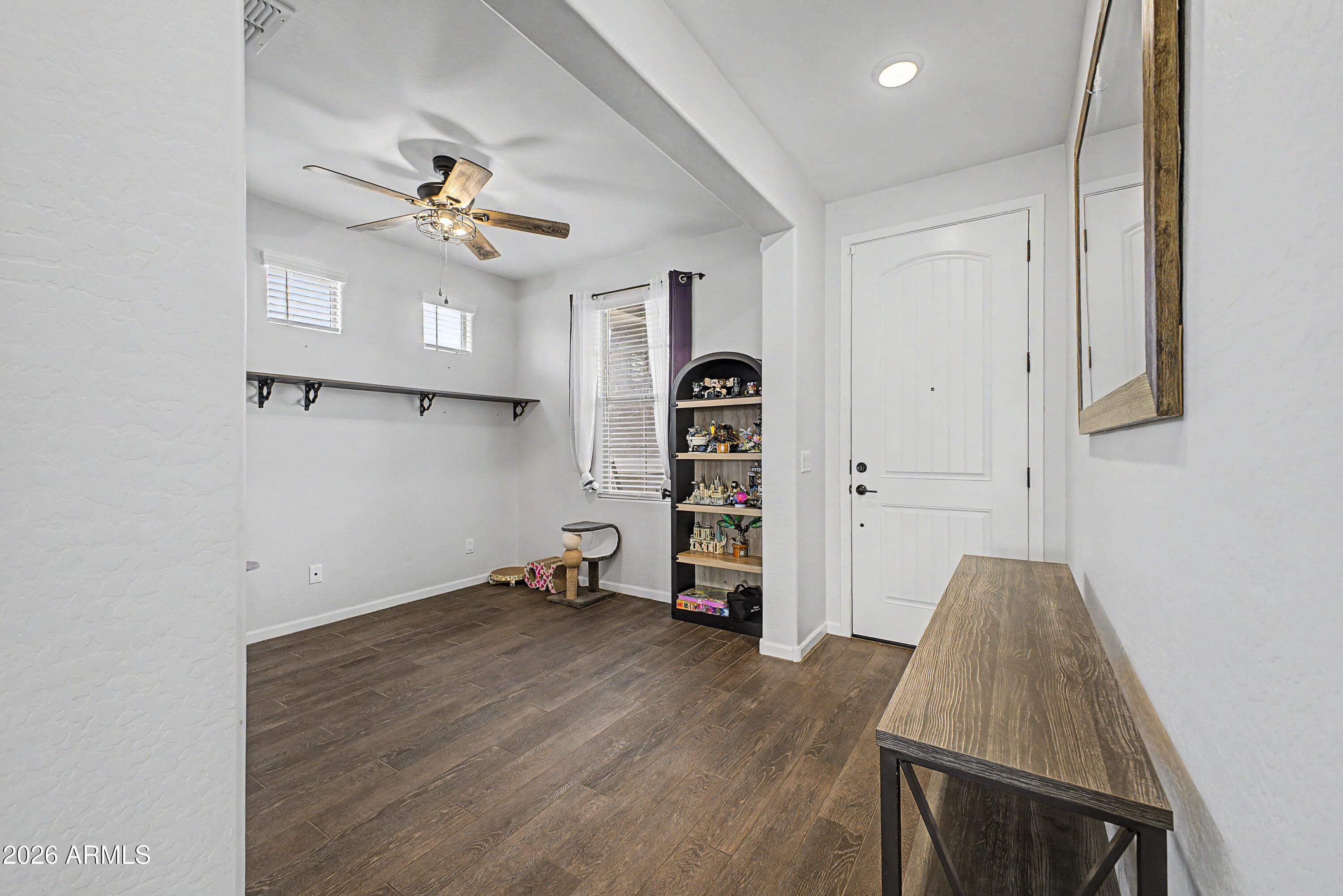735 W Nova Pl — photo 2