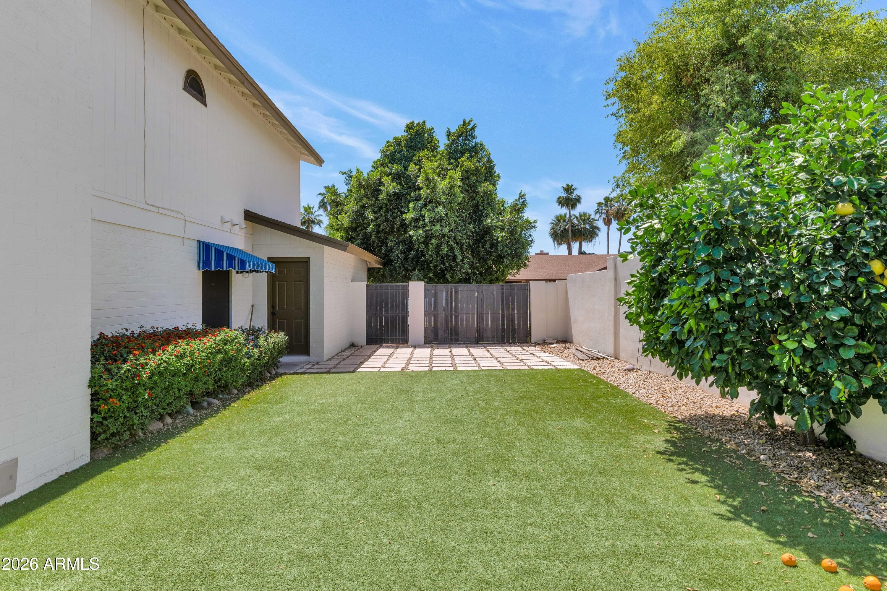 5850 E Kathleen Rd — photo 27