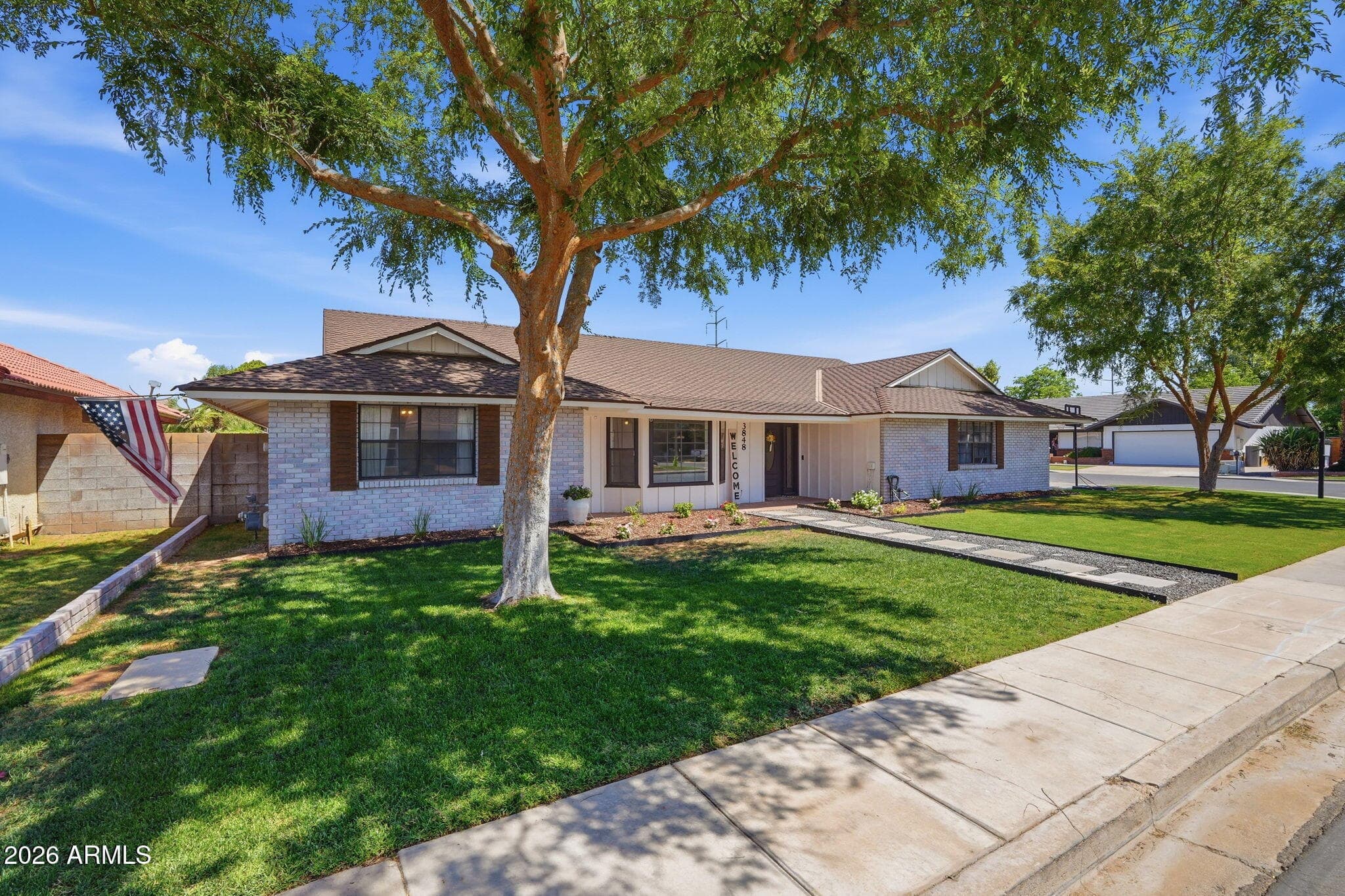 3848 E Contessa St — photo 2