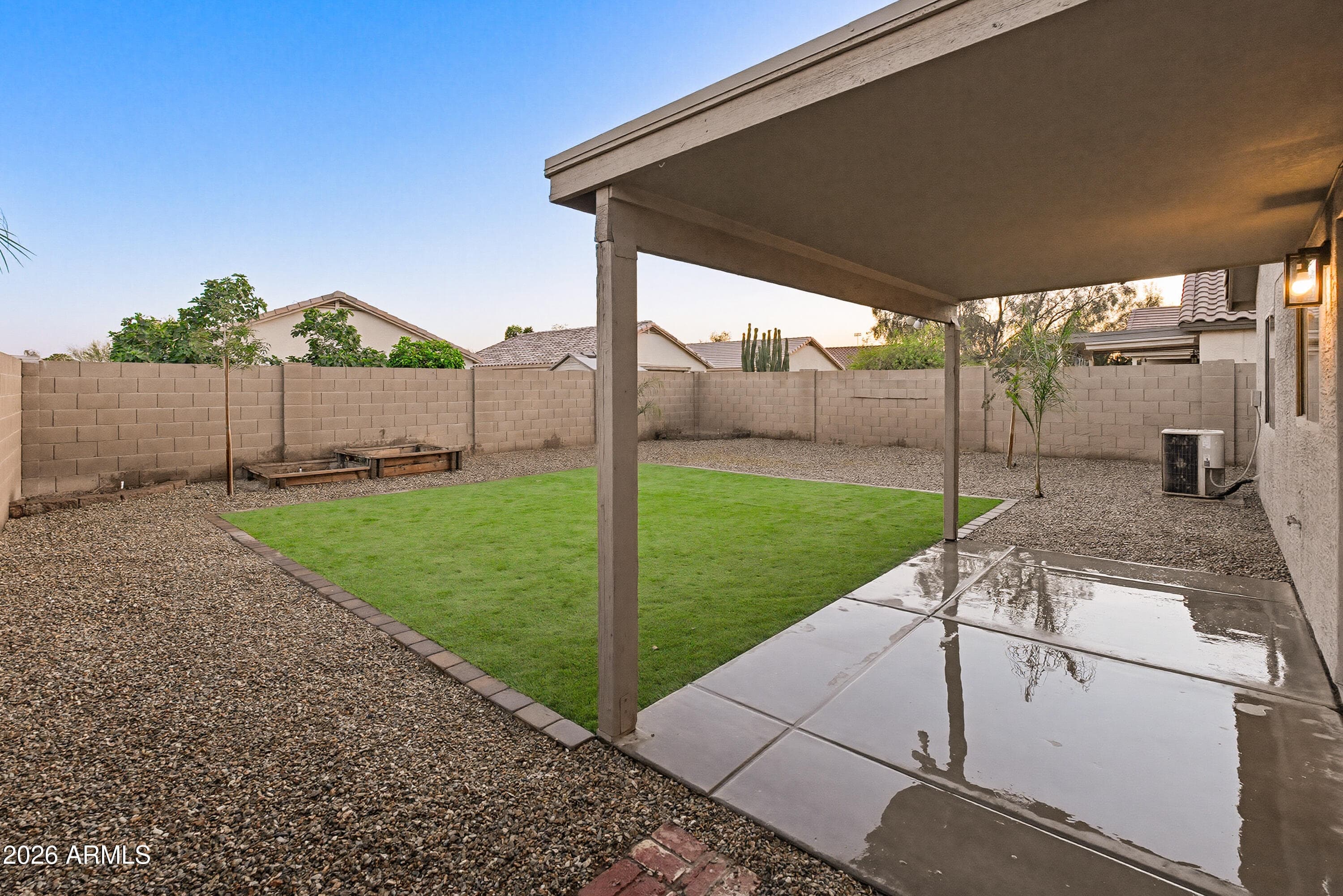 14947 W Acapulco Ln — photo 2
