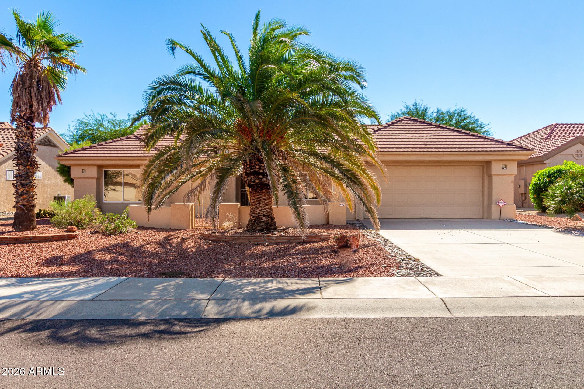 15427 W HERITAGE DR - Photo 1