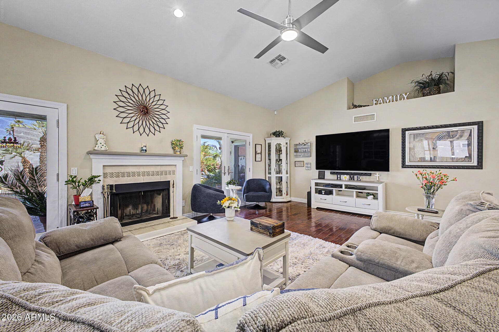 816 E Grandview Rd — photo 2