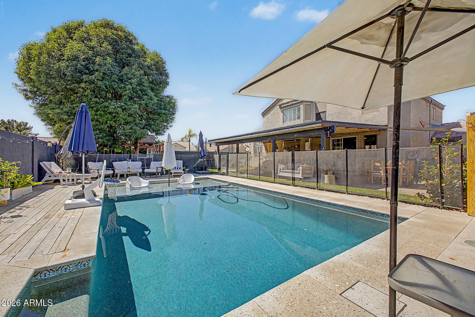 5463 W Fairview St — photo 32