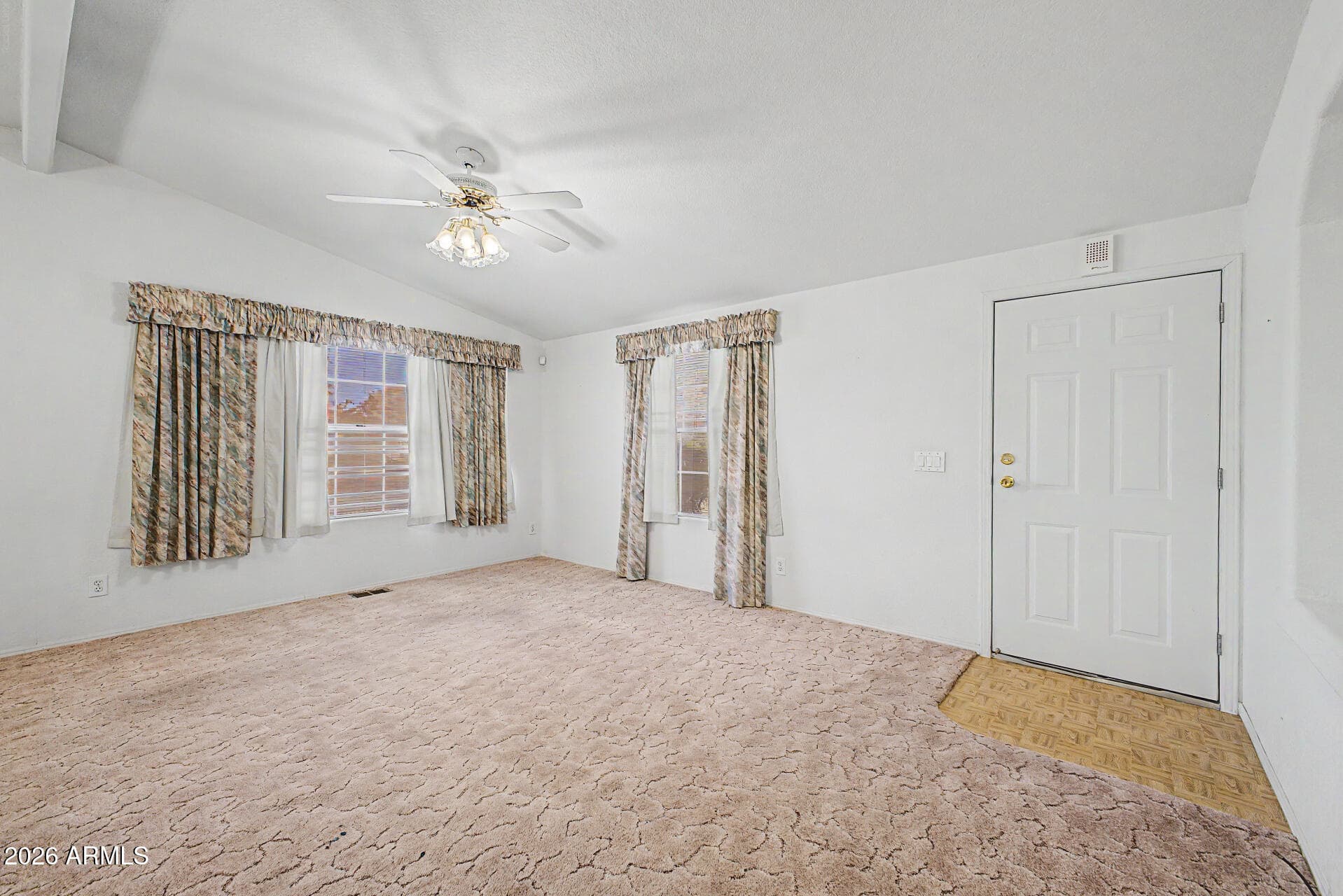 861 S ESPERANZA AVE - Photo 4