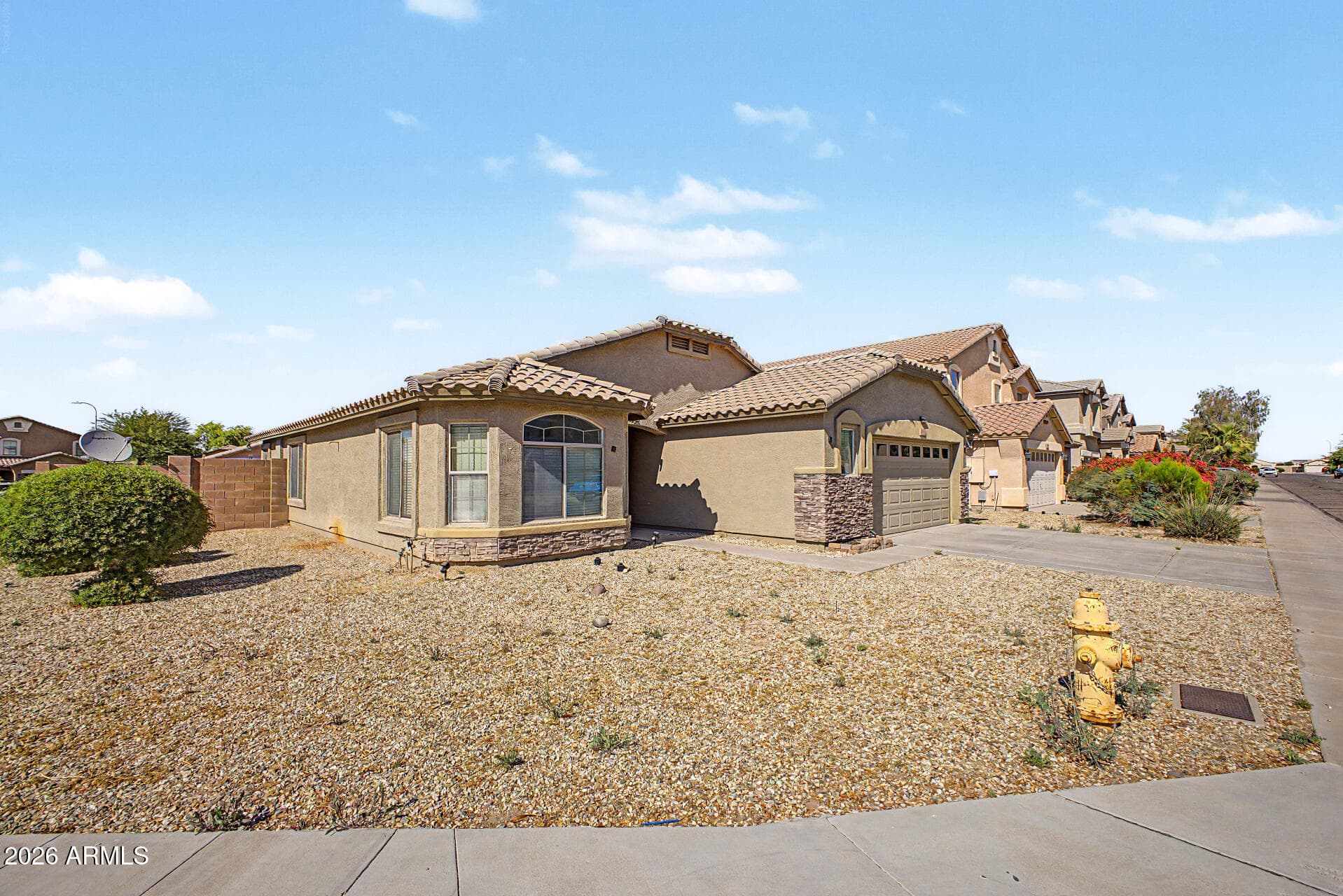 3222 W Apollo Rd — photo 2