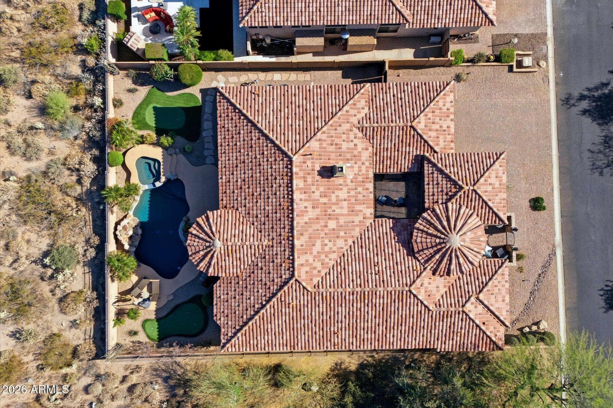 4157 N Highview -- — photo 44