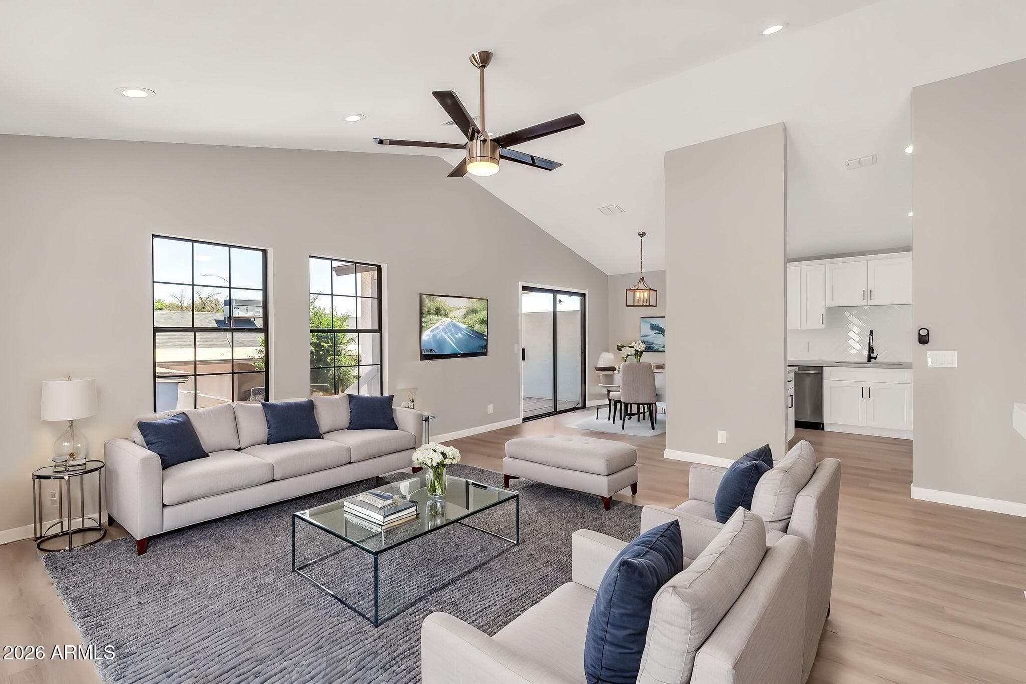 921 S Val Vista Dr 41 — photo 1