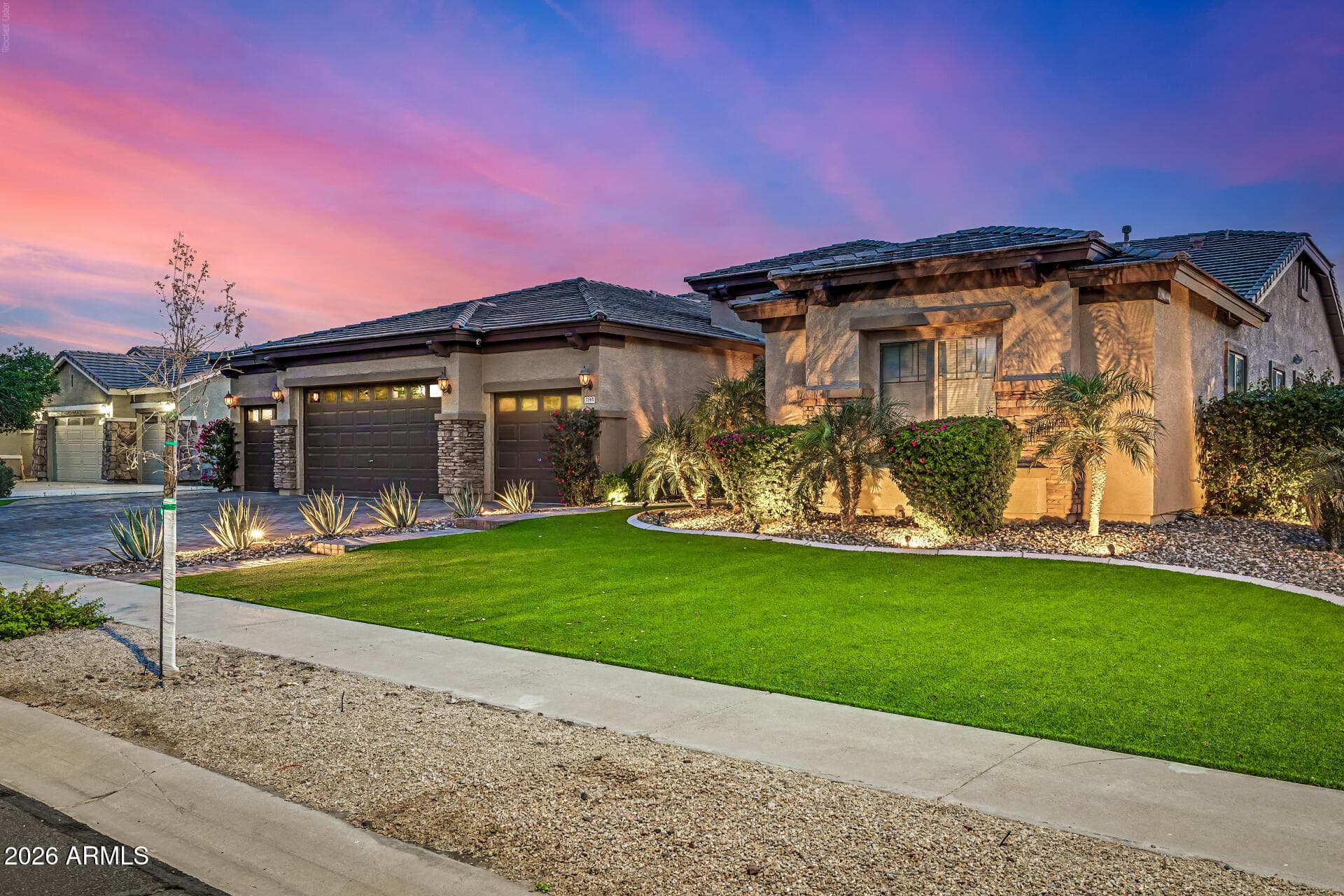 7598 N 85th Dr — photo 2