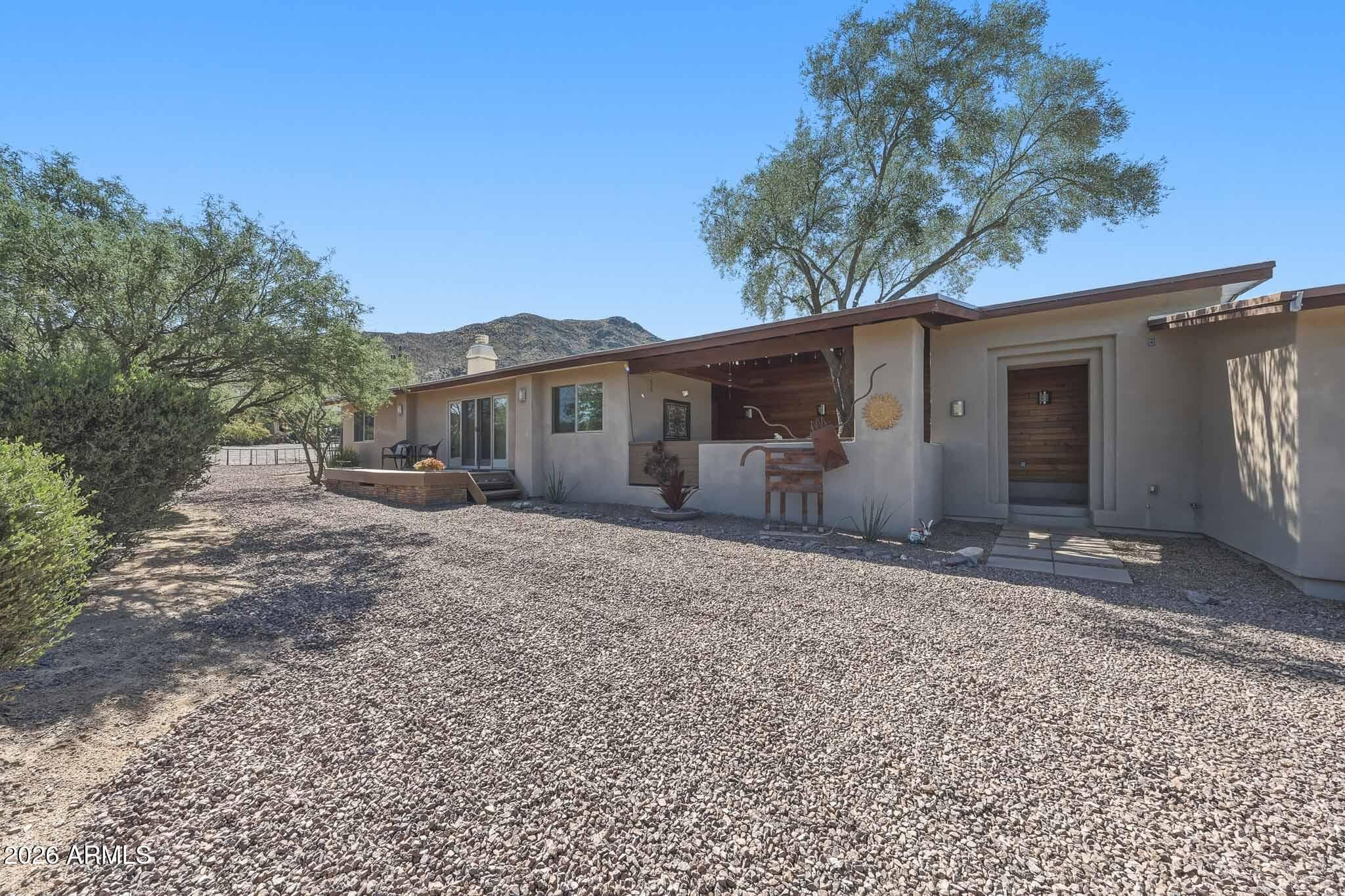 6019 E Blue Ridge Dr — photo 1