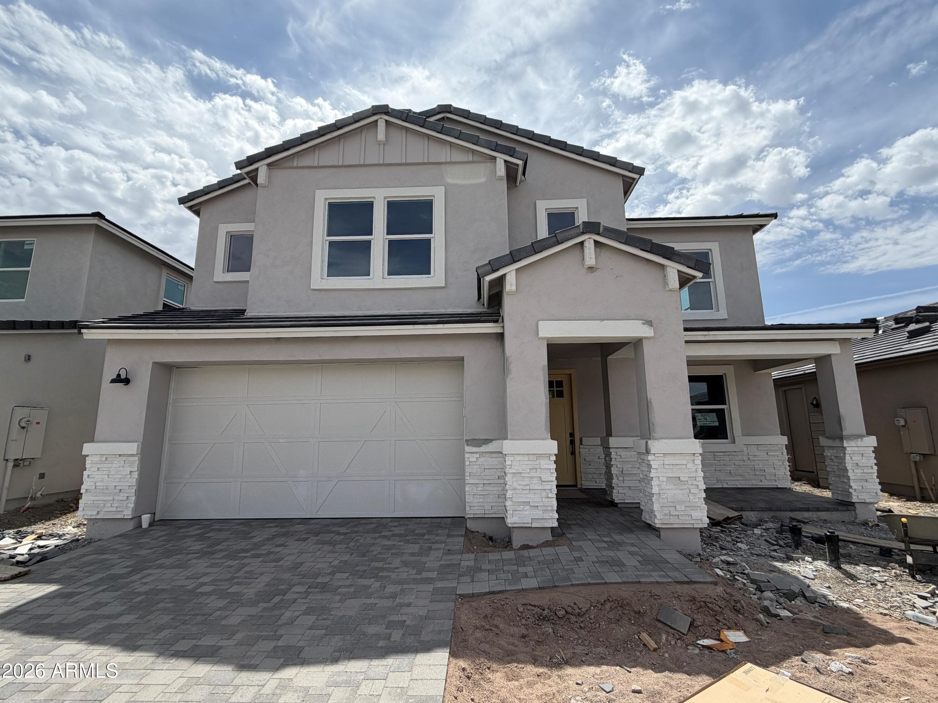 2457 E Villa Linda Dr — photo 2