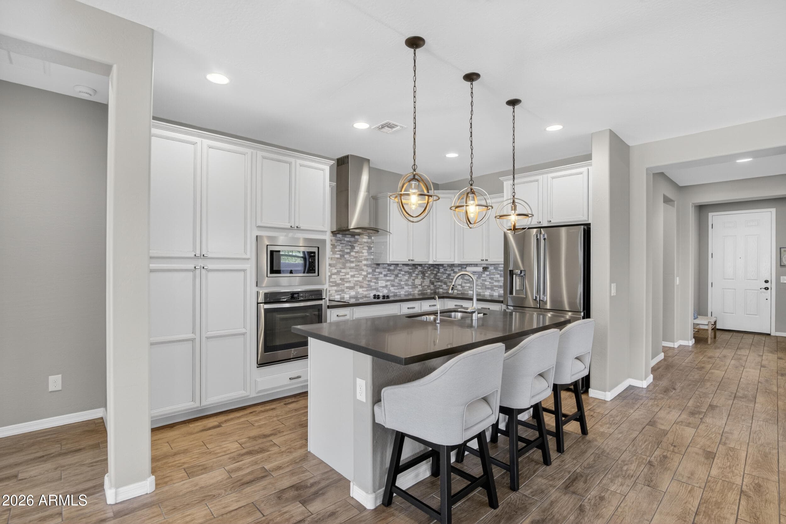 18102 W Candelaria Dr — photo 2