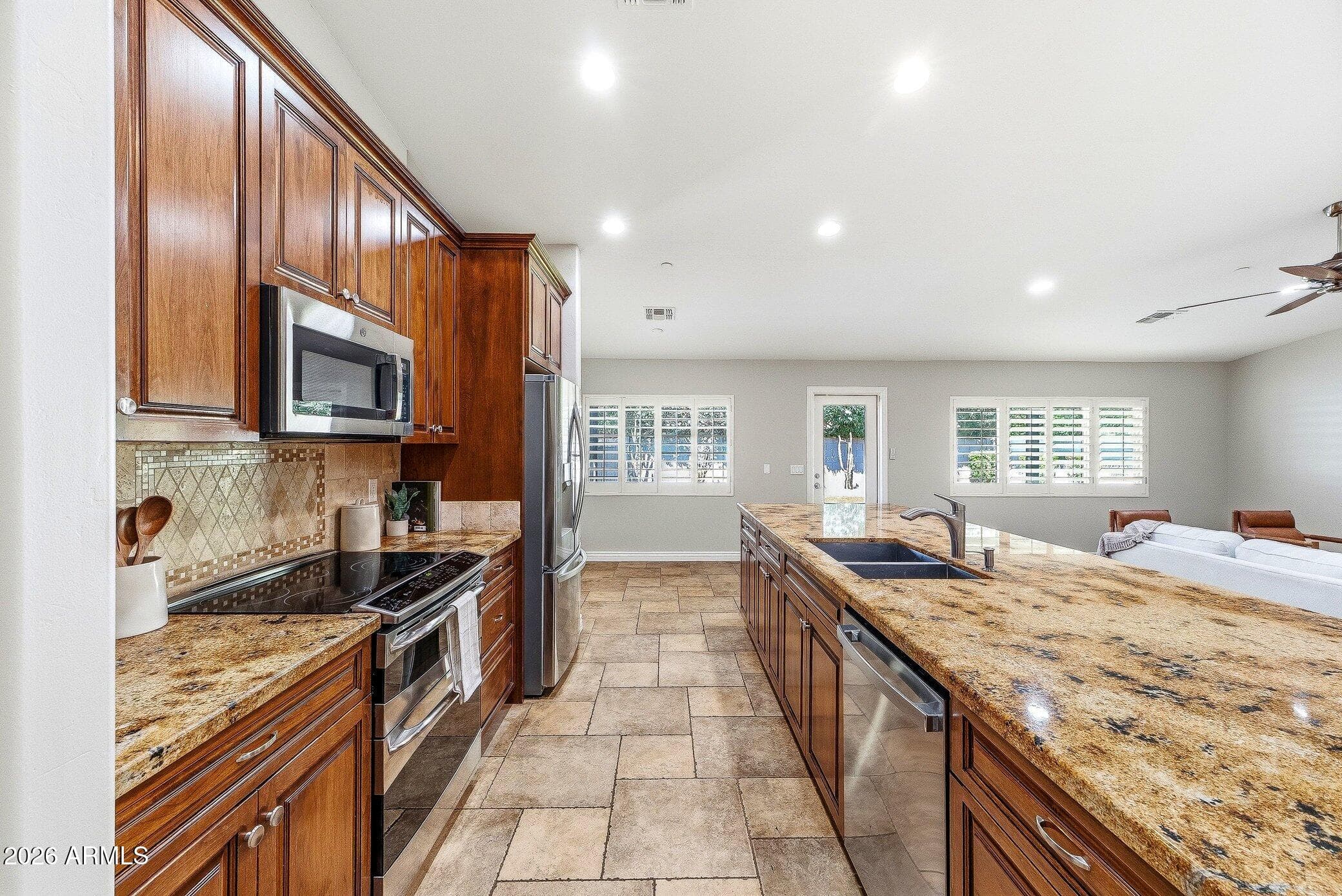 8502 N 86th St — photo 2