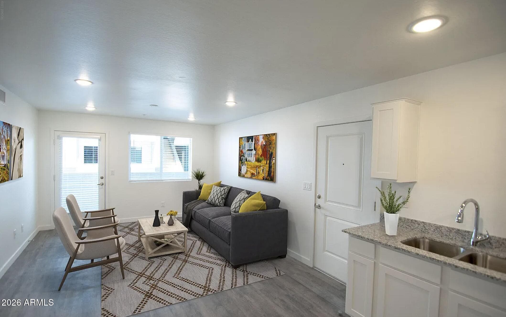 12925 W GREENWAY RD - Photo 2