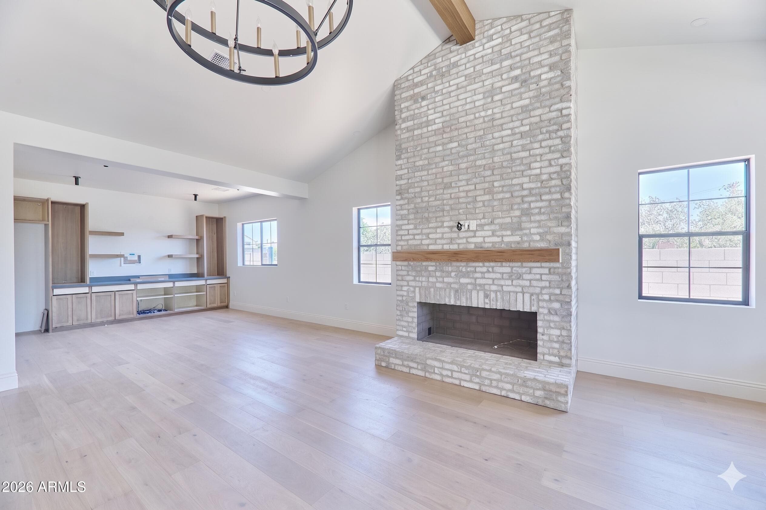 3913 E Campbell Ave — photo 2