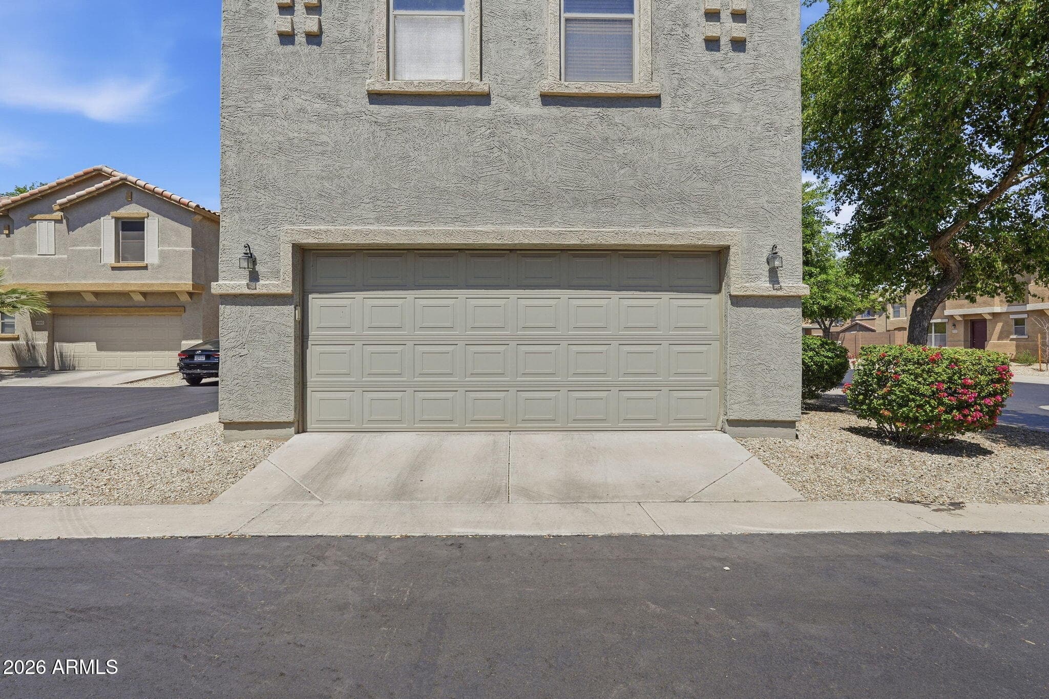 9590 N 81st Dr — photo 2