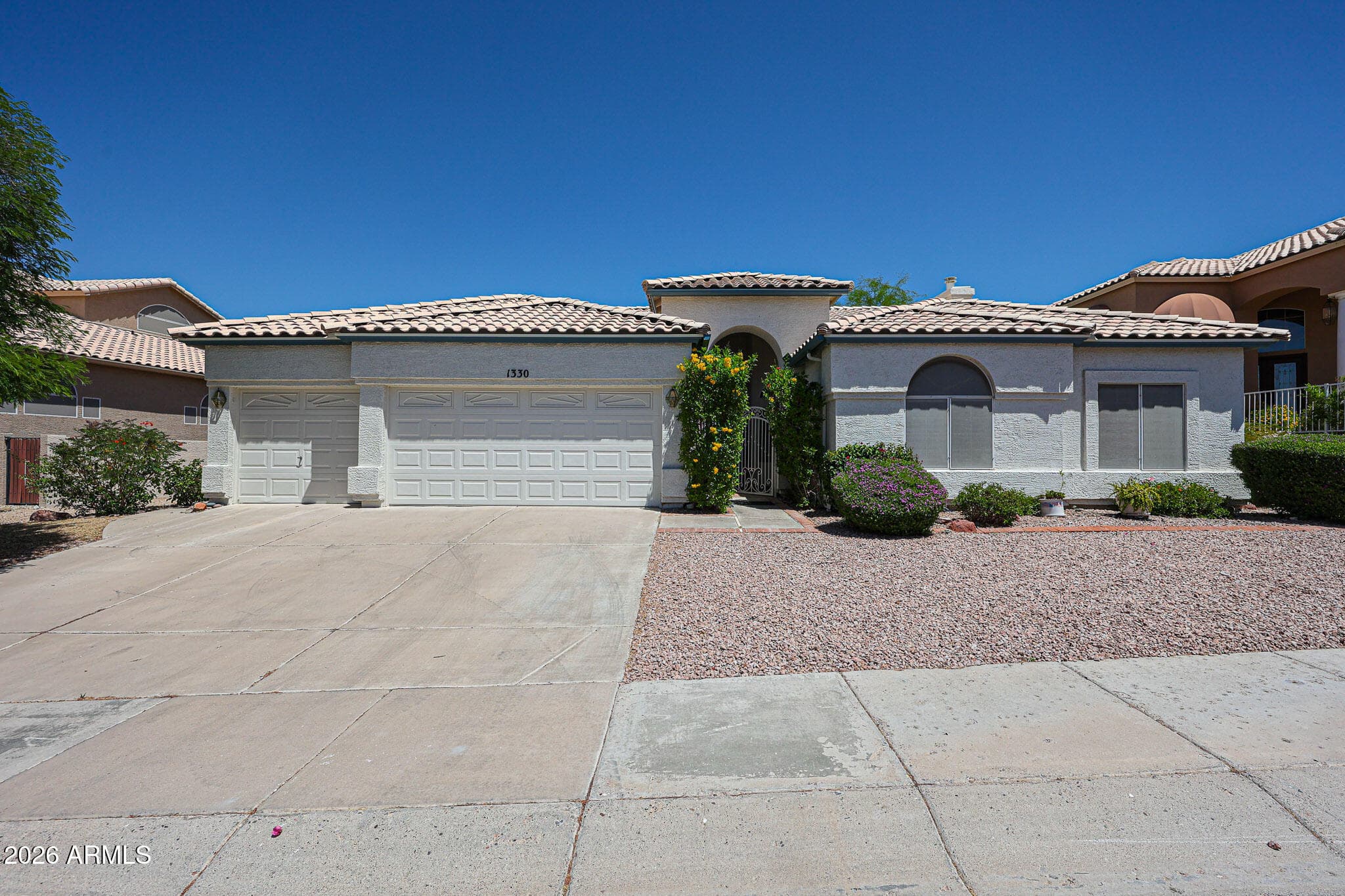 1330 E Voltaire Ave — photo 1