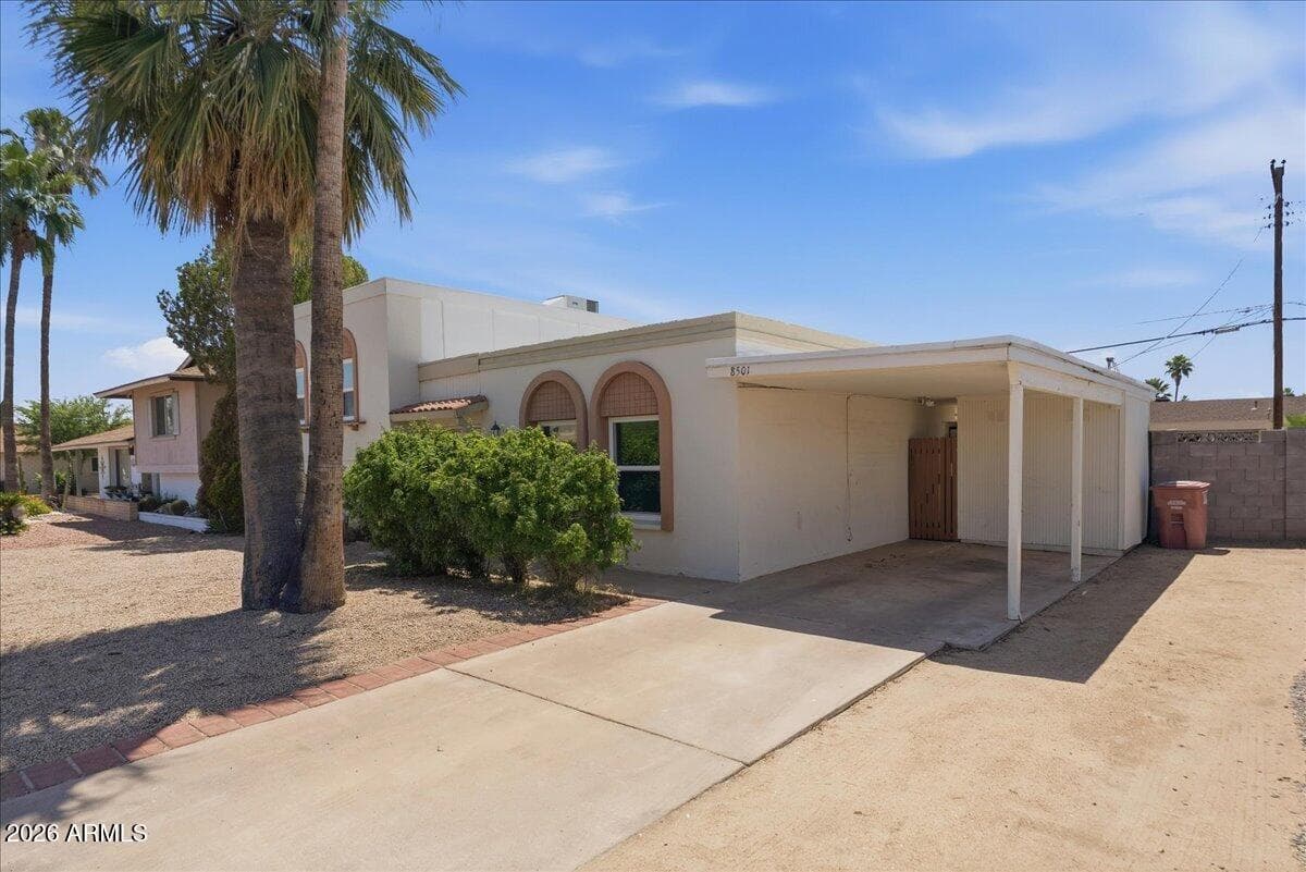 8501 E Thomas Rd — photo 2