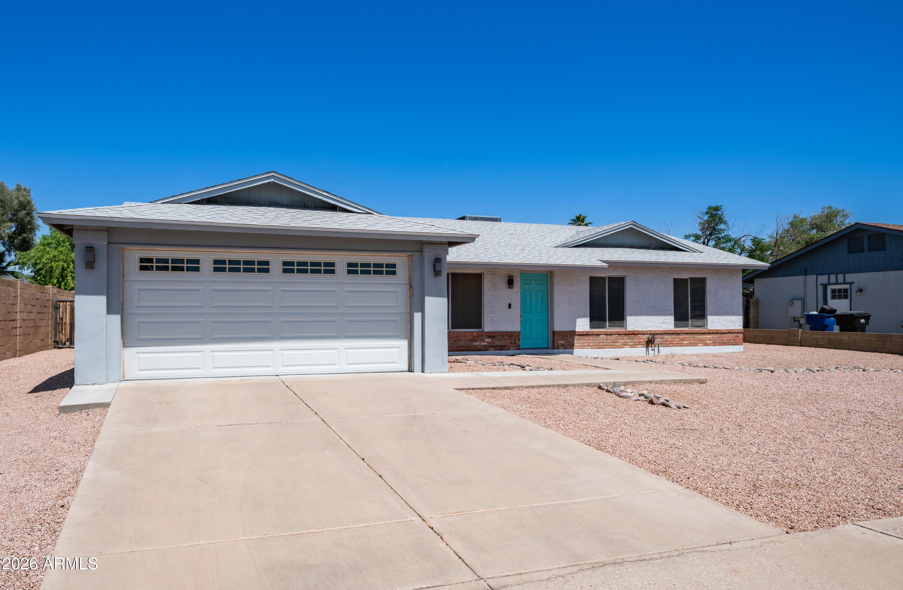 3420 E Dragoon Ave — photo 1
