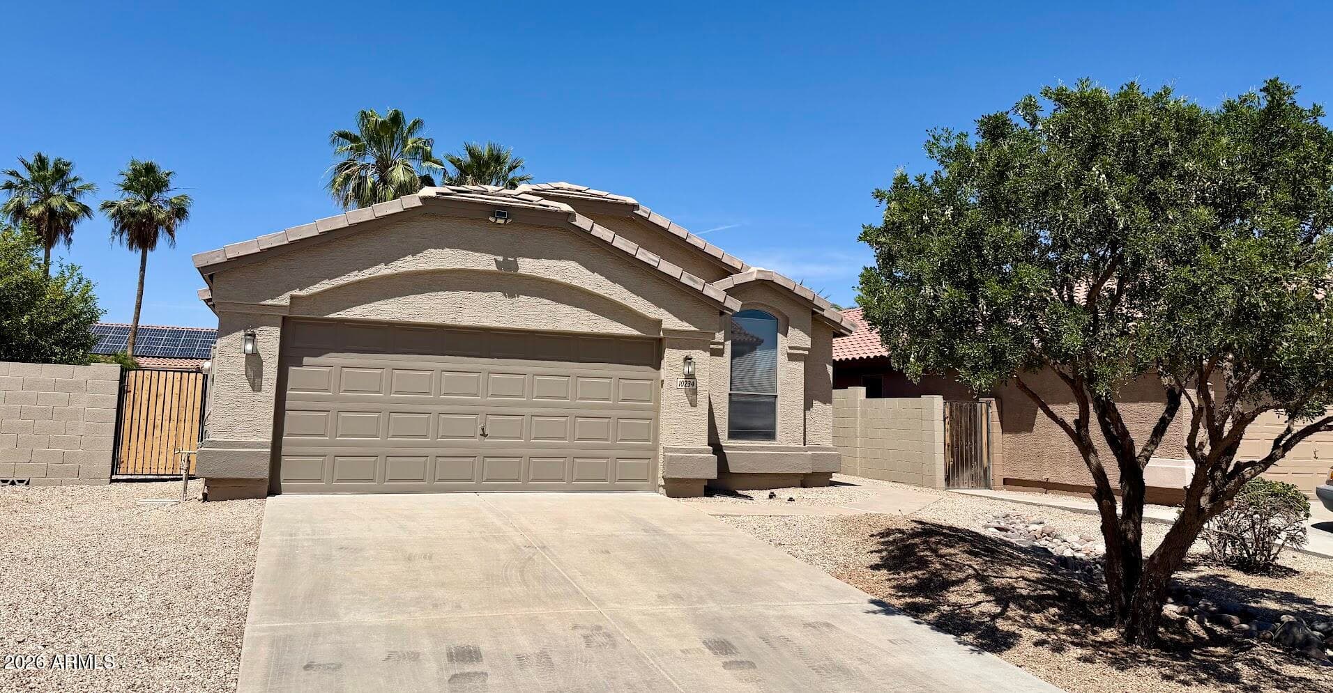 10234 W Jessie Ln — photo 1