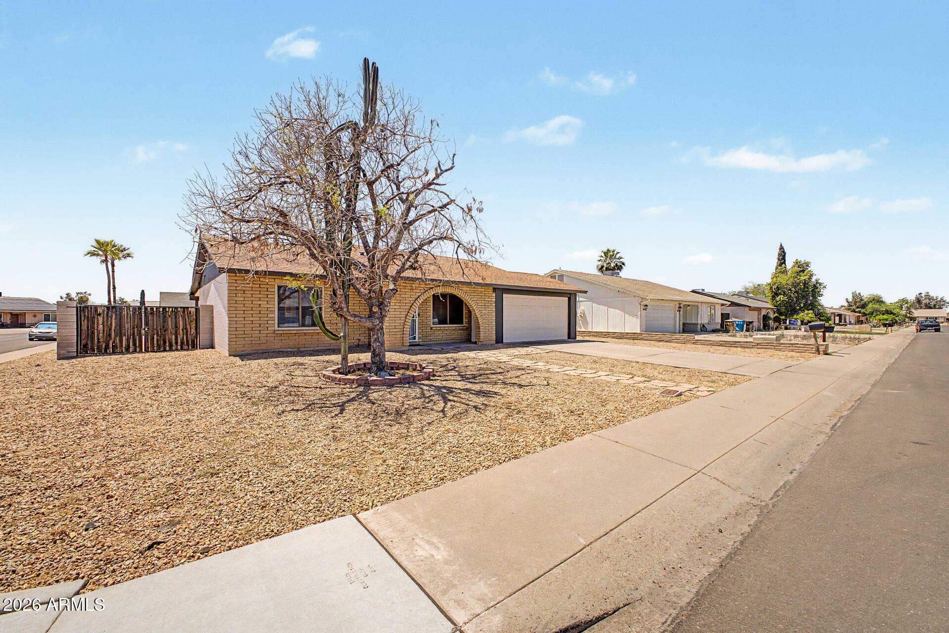 3721 W Villa Rita Dr — photo 2