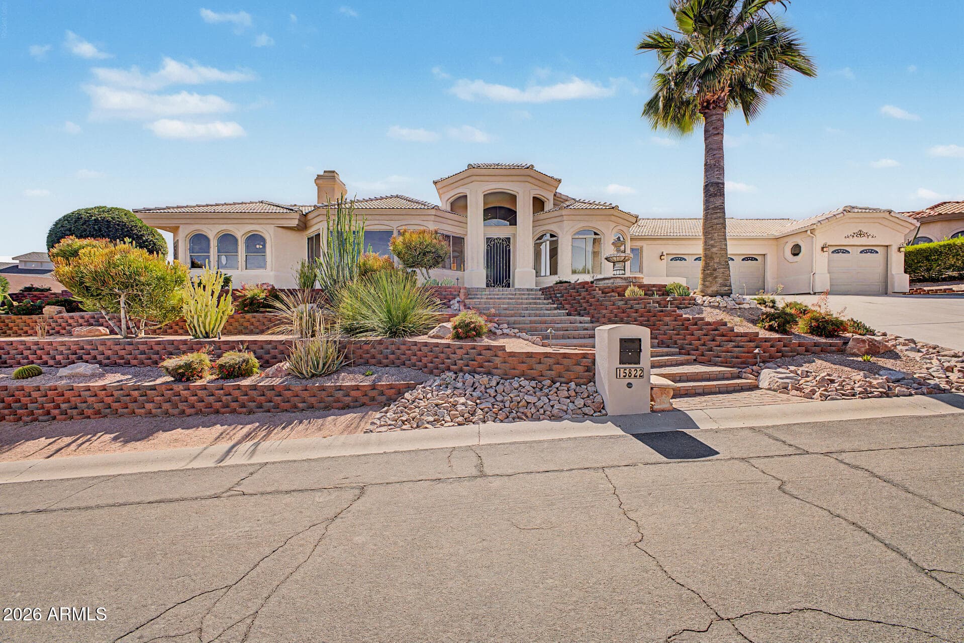 15822 N Peace Pipe Pl — photo 2