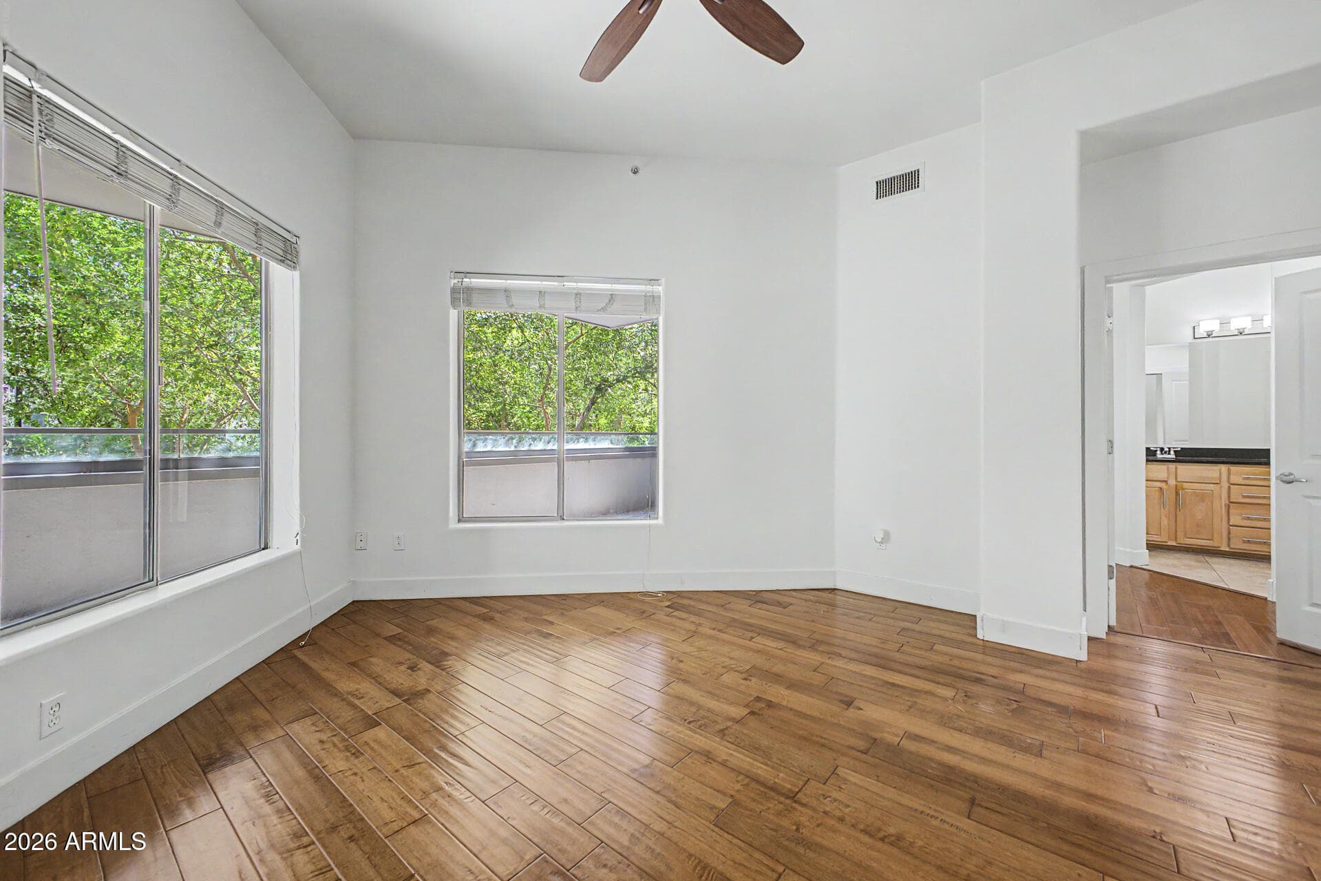 945 E PLAYA DEL NORTE DR - Photo 5