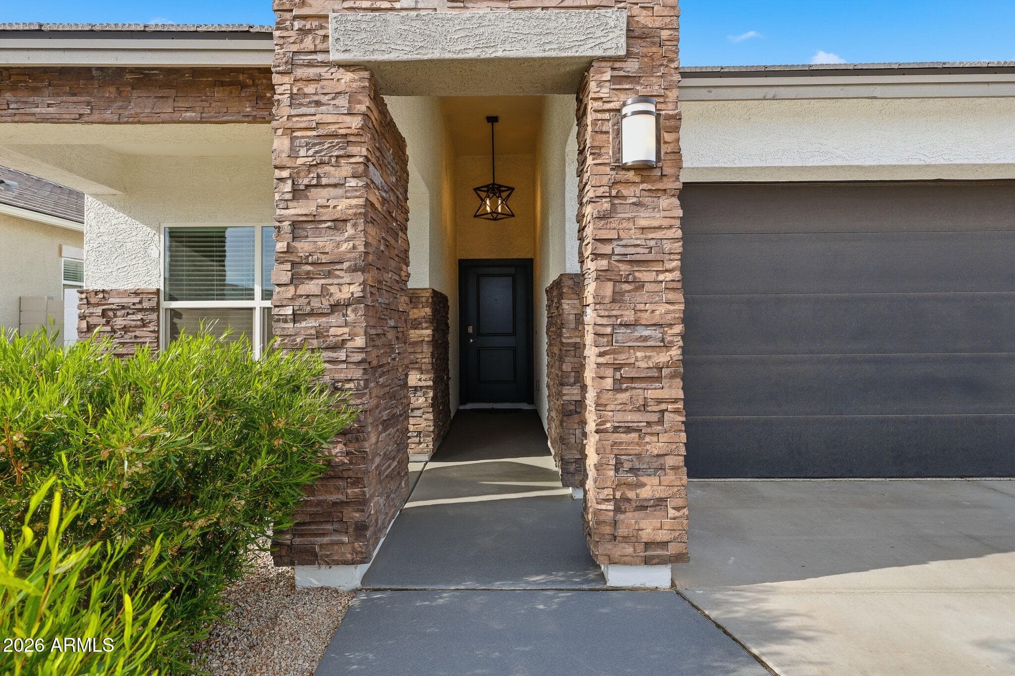 15540 W Smoketree Dr — photo 2