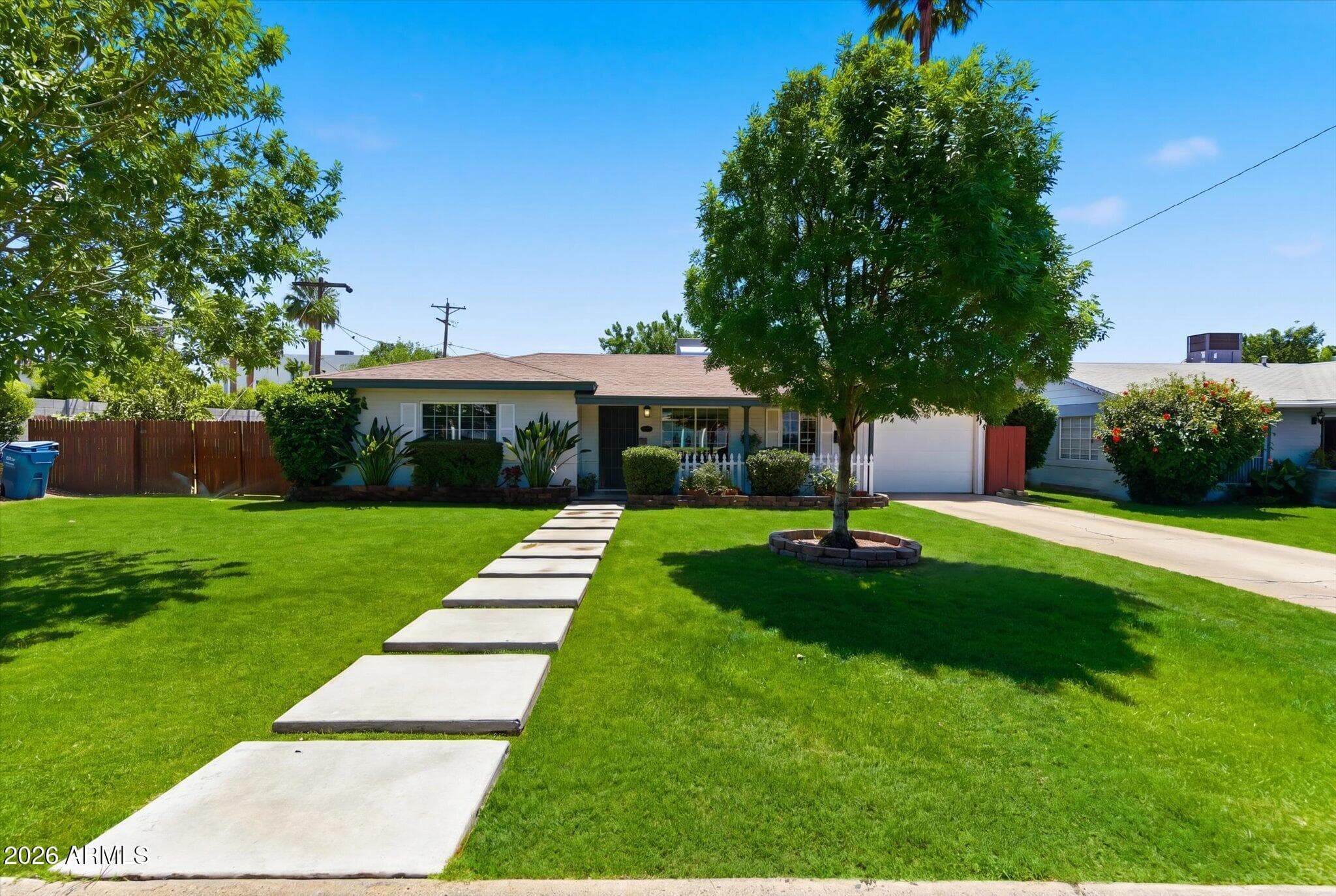 4421 E Monterosa St — photo 2