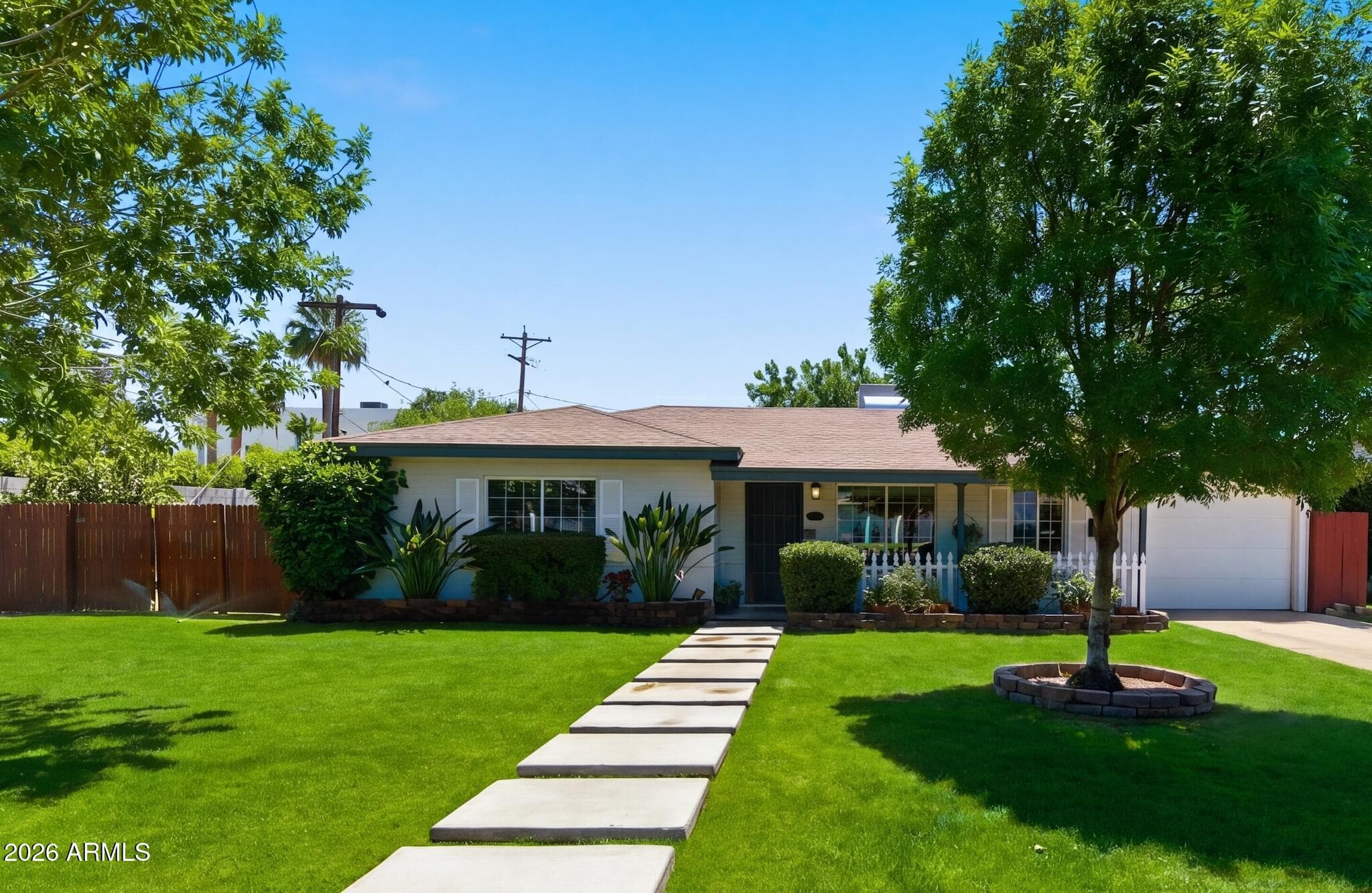 4421 E Monterosa St — photo 1
