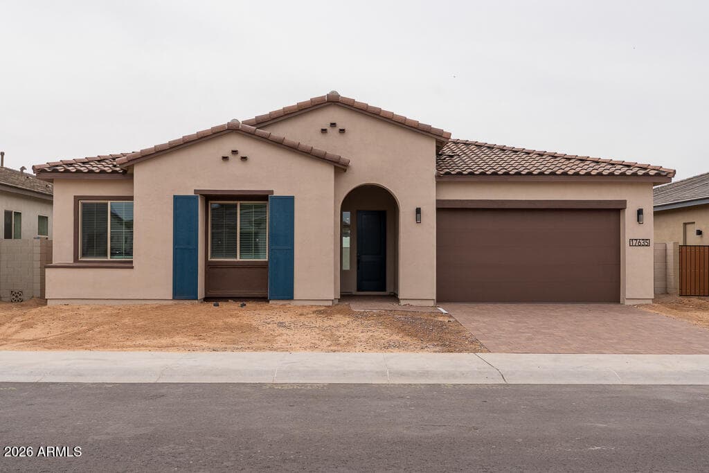 17635 W Highland Ave — photo 1