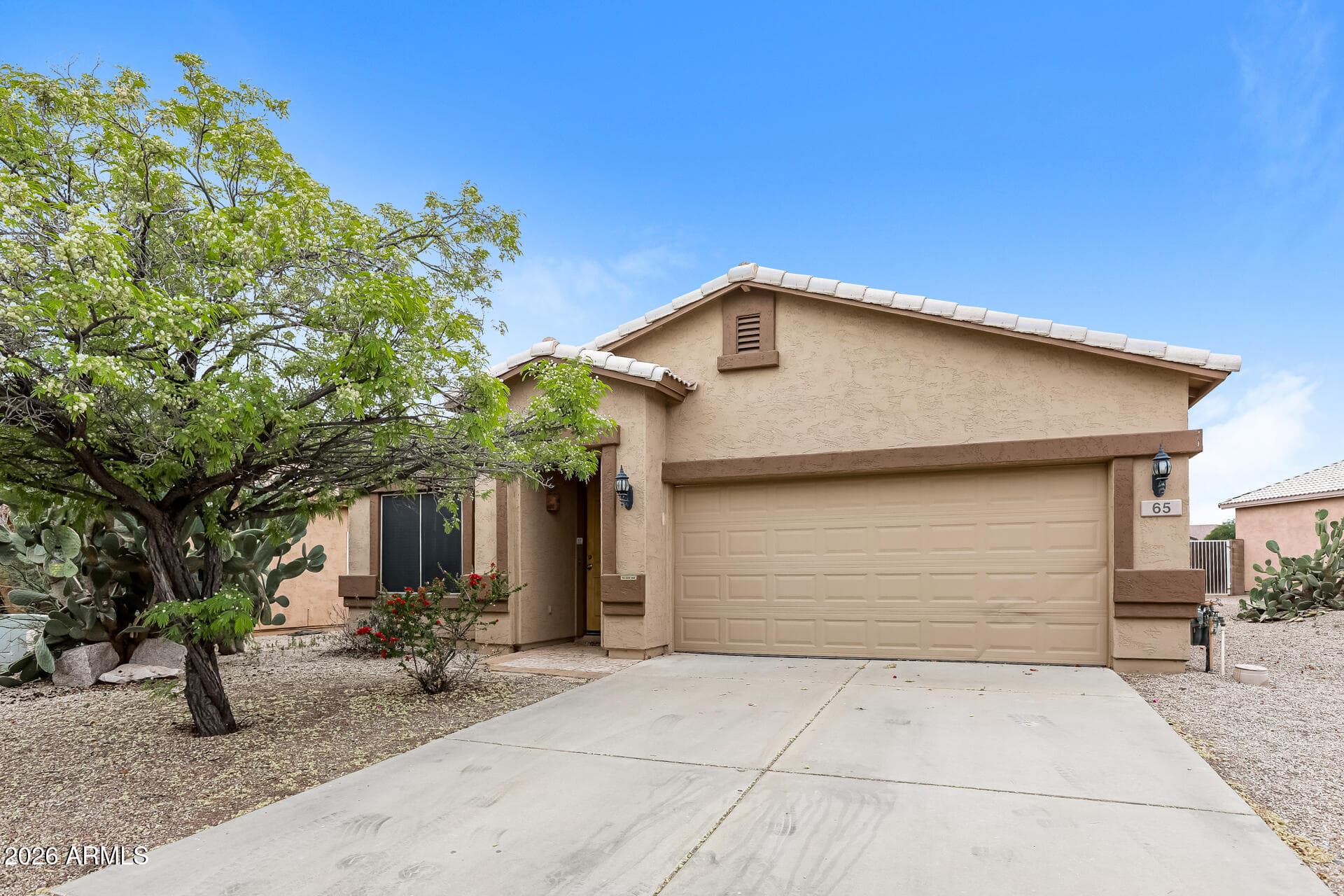 65 E SADDLE WAY - Photo 2