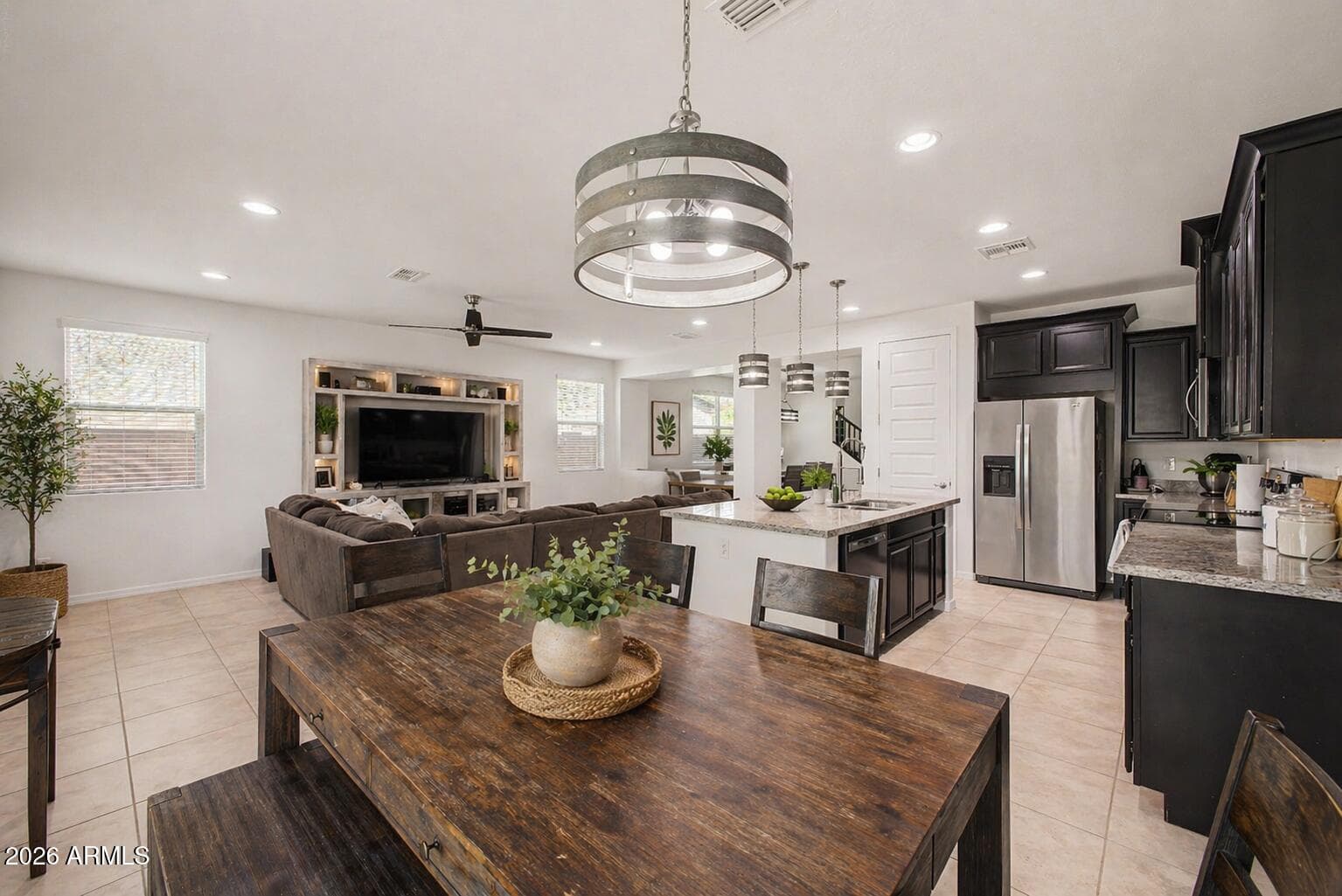 258 E Monza Way — photo 2