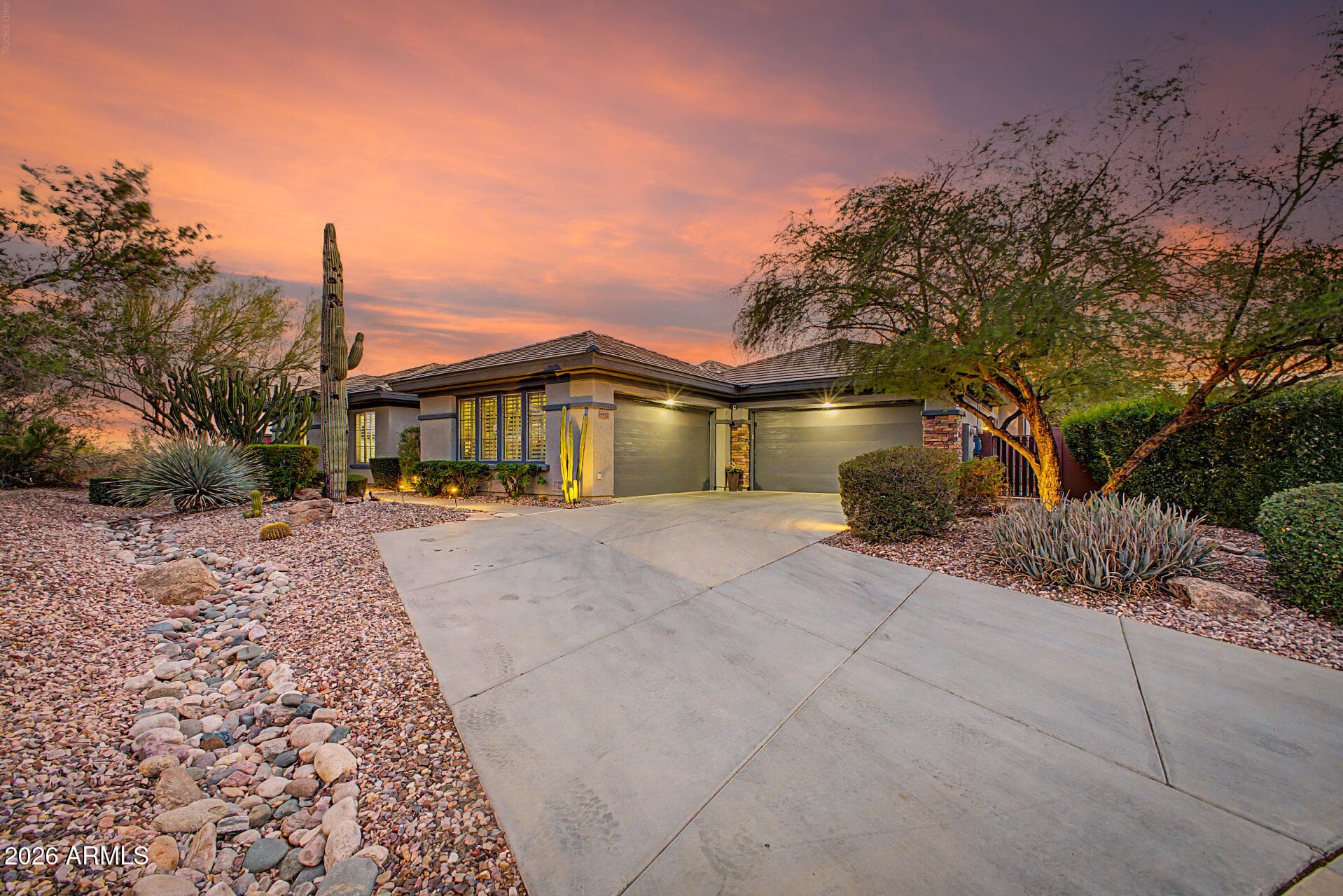 40802 N Thunder Hills Ct — photo 1