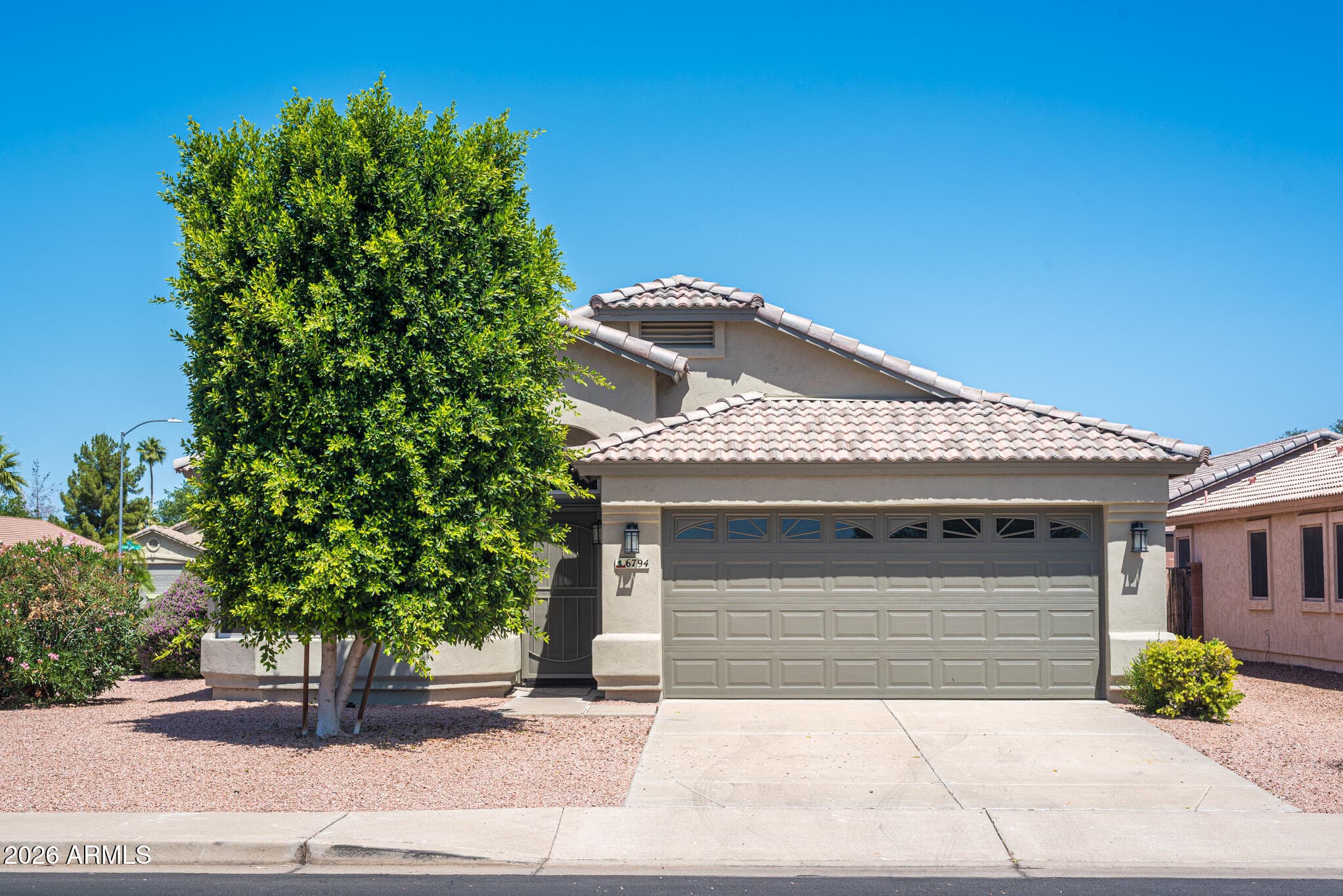 6794 W Del Mar Ln — photo 1