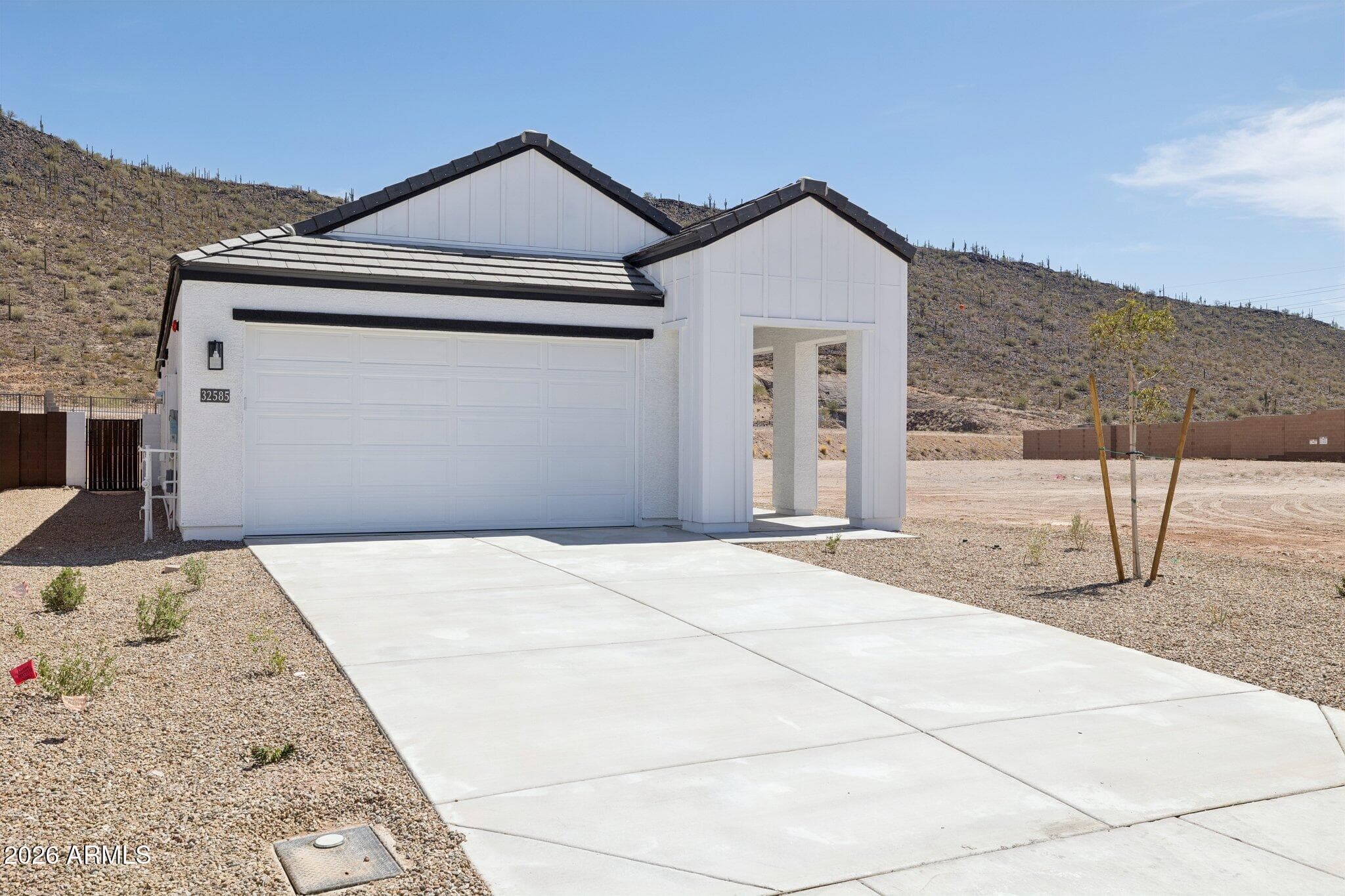 32585 N Smoke View Trail — photo 2