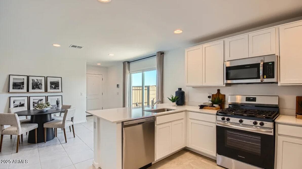 36174 W MEDITERRANEAN WAY - Photo 3