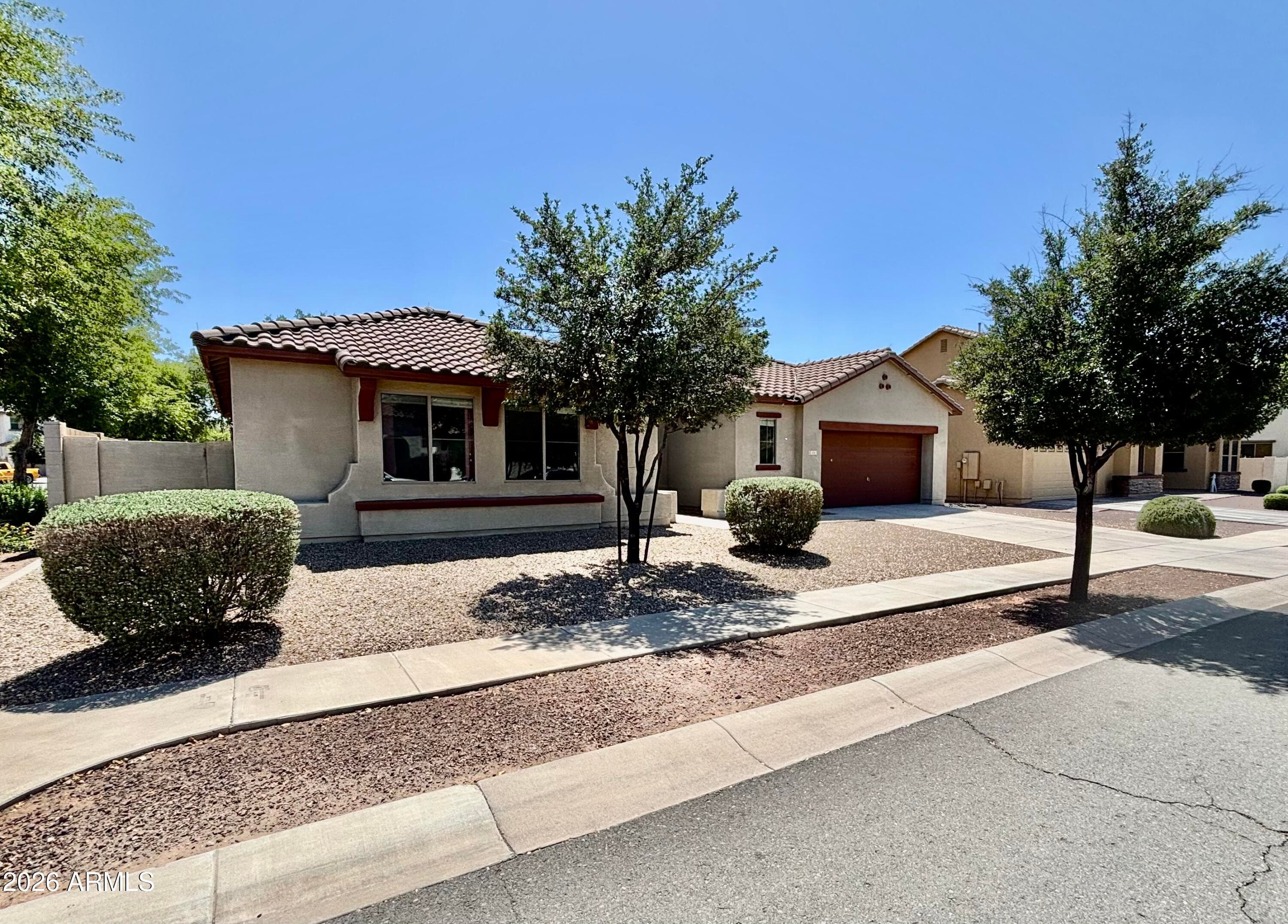 4111 W Winston Dr — photo 2