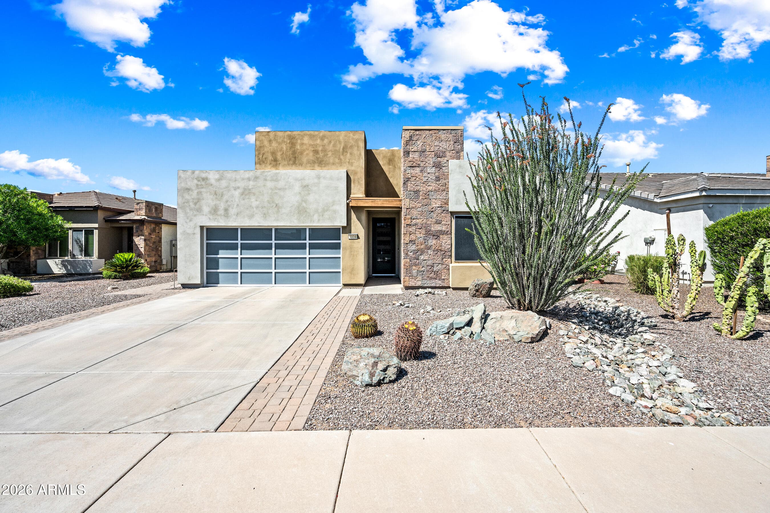 3554 E Ravenswood Dr — photo 1