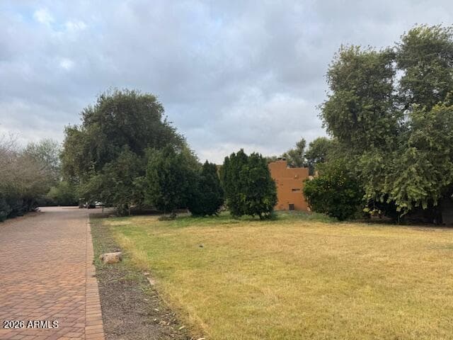 23530 N 65th Ave — photo 2