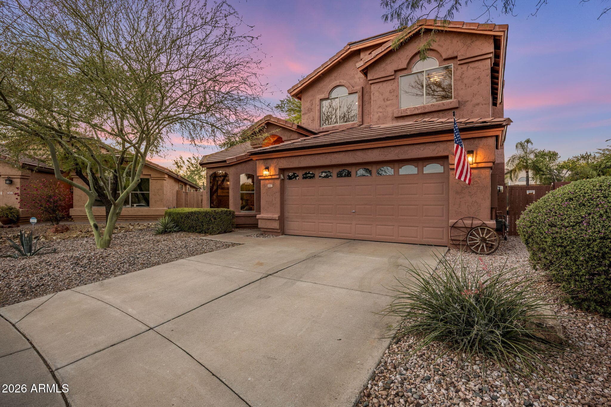 4402 E Gatewood Rd — photo 2