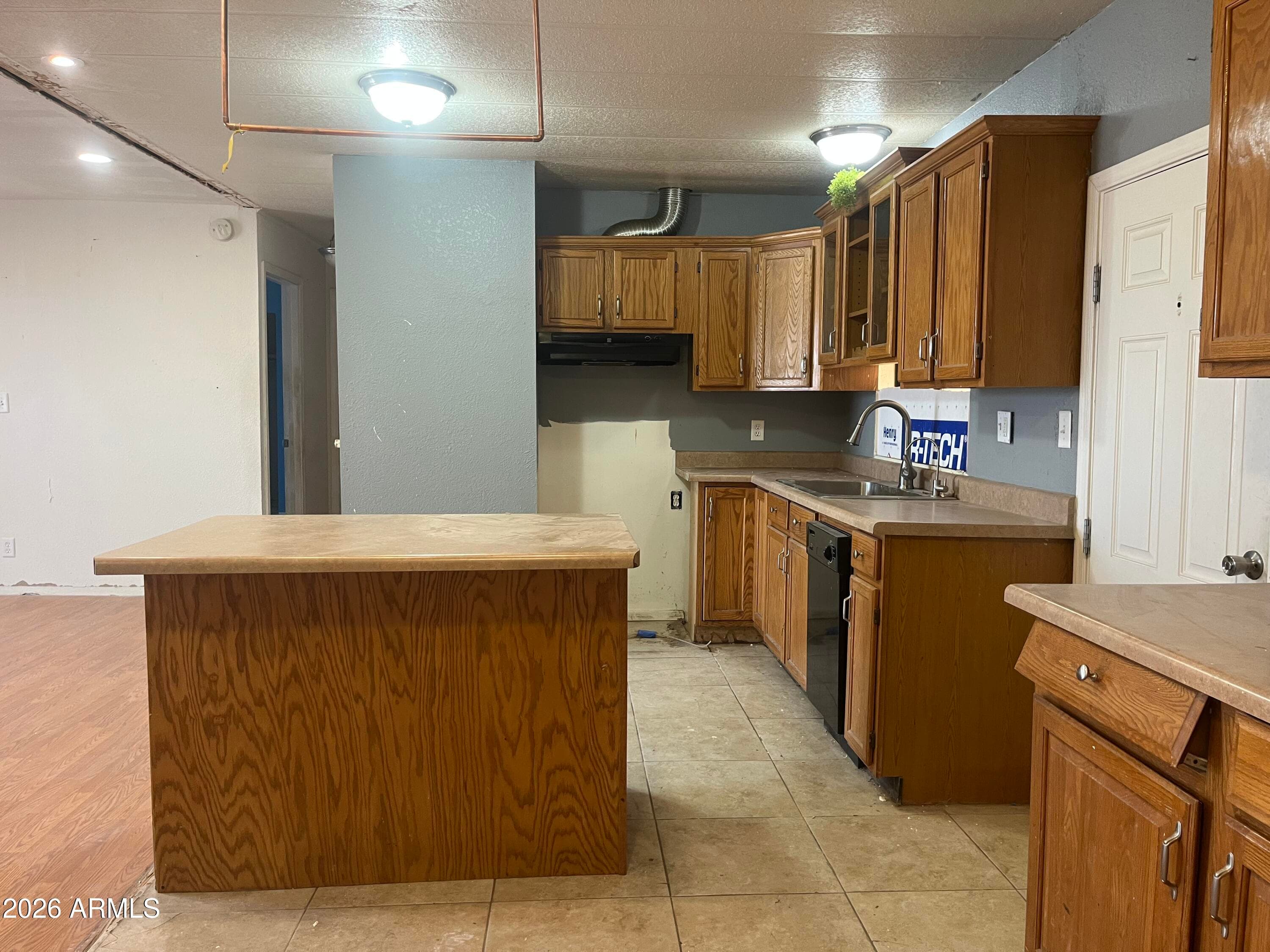 2423 W YUMA ST - Photo 4