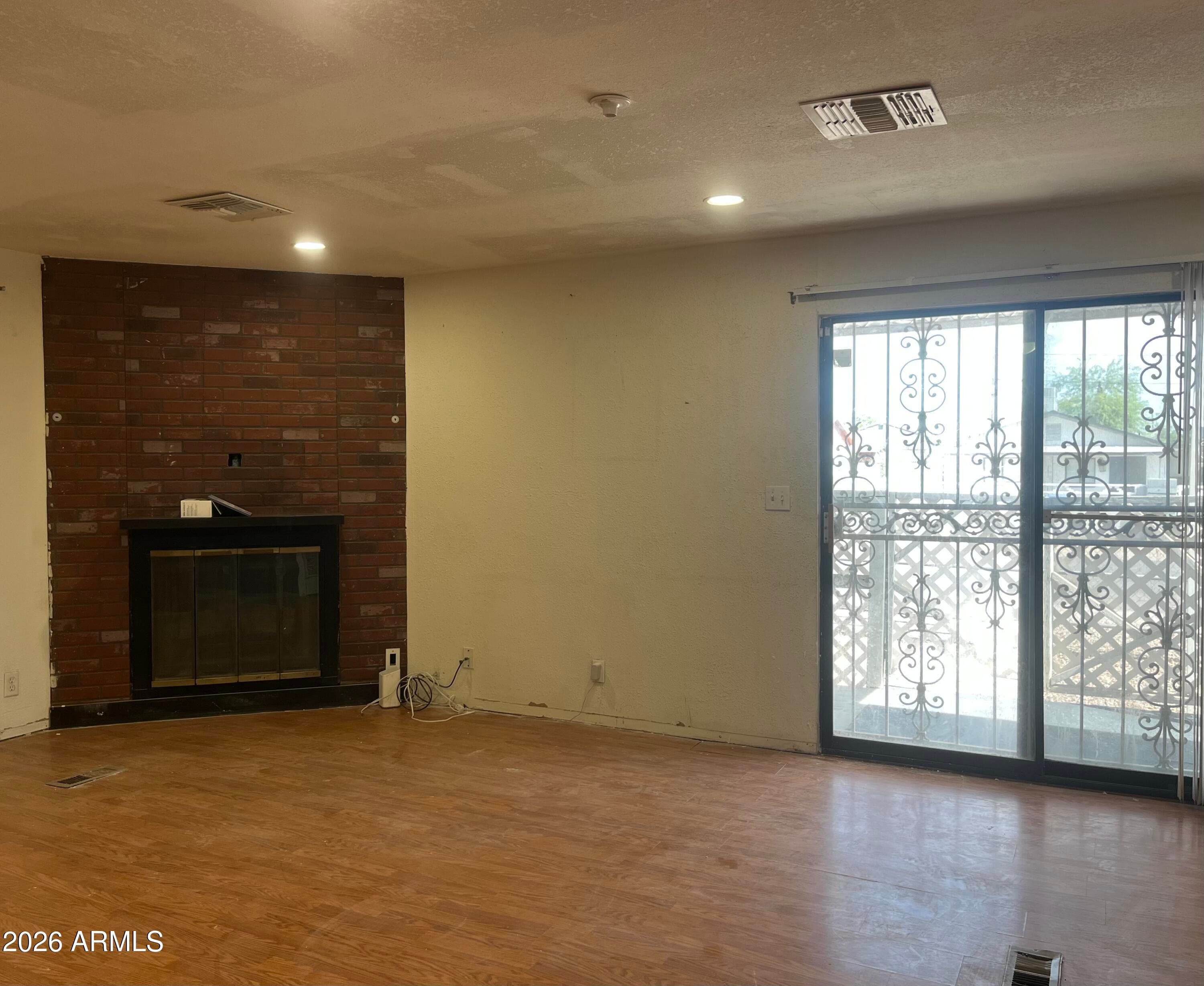 2423 W YUMA ST - Photo 5