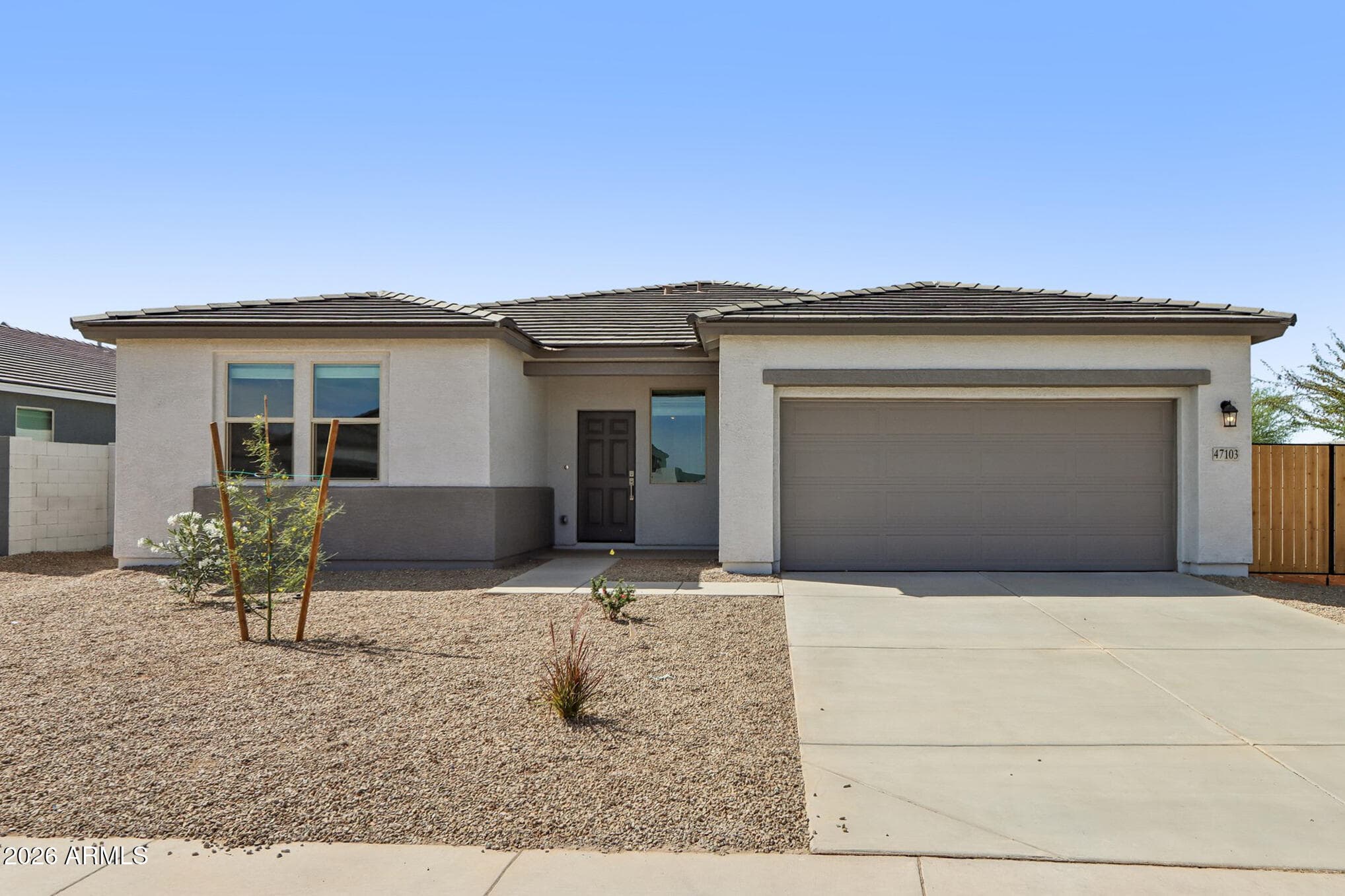 47103 W Pecan Woods -- — photo 1