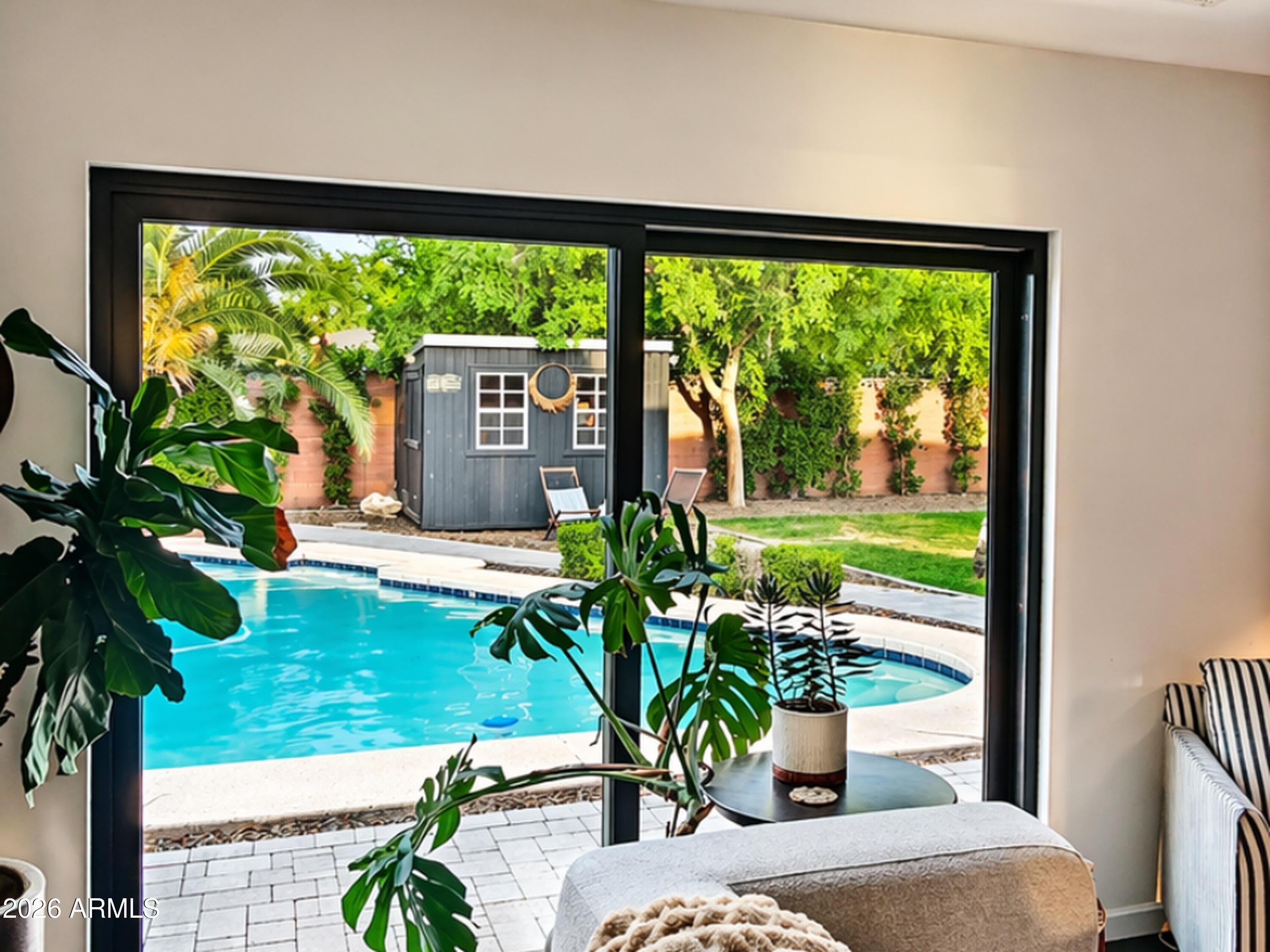 5629 N 8th Dr — photo 1