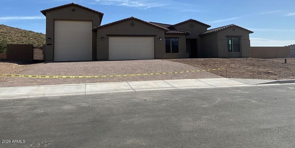 11063 E Rio Bravo Rd — photo 1