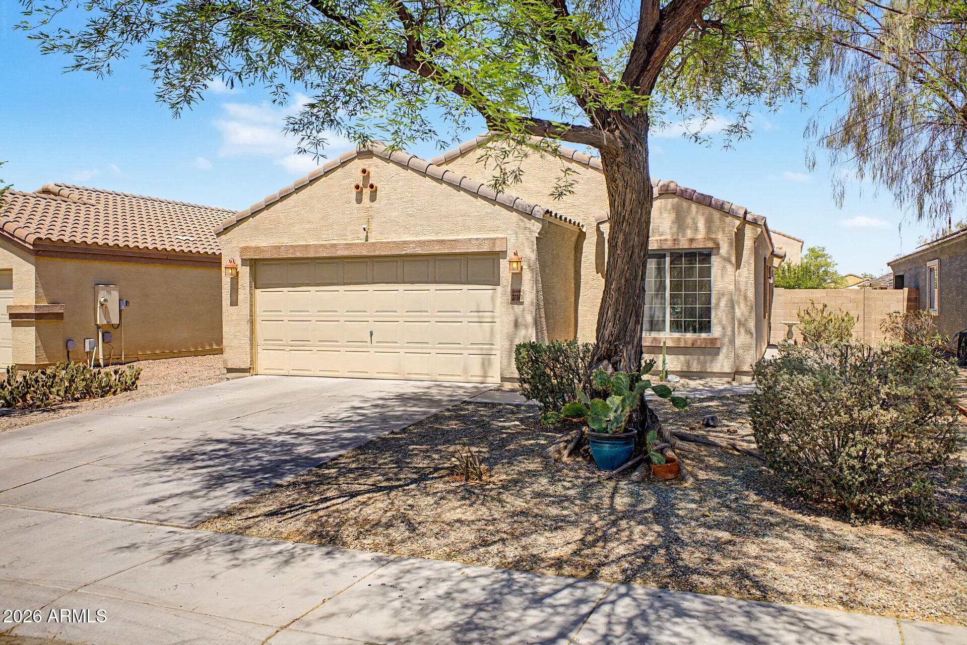 37080 W Bello Ln — photo 1